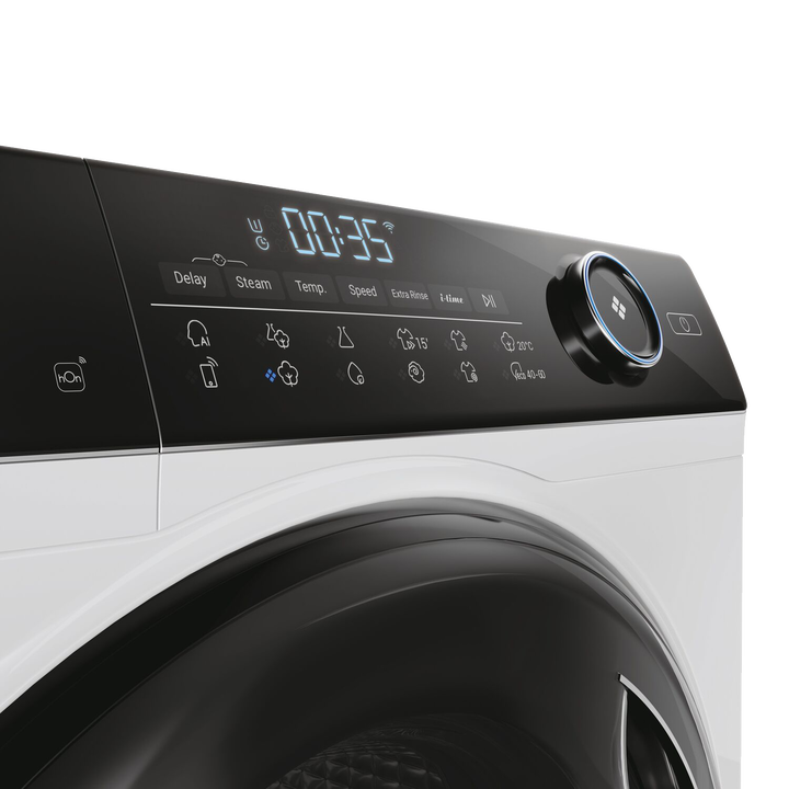 RENDIMIENTO AVANZADO Y CUIDADO INTELIGENTE PARA TU ROPA EN CADA LAVADO.
Esta lavadora de carga frontal de libre instalaci&oacute;n con una capacidad de 10 kg combina potencia, eficiencia y conectividad para ofrecer una experiencia c&oacute;moda, silenciosa y adaptada a tu d&iacute;a a d&iacute;a. Dise&ntilde;ada para quienes buscan resultados impecables con el m&aacute;ximo cuidado de las prendas.