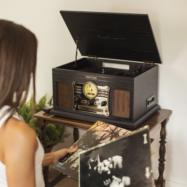 Tocadiscos con conexi&oacute;n Bluetooth y digitalizaci&oacute;n de vinilos a formato WAV.