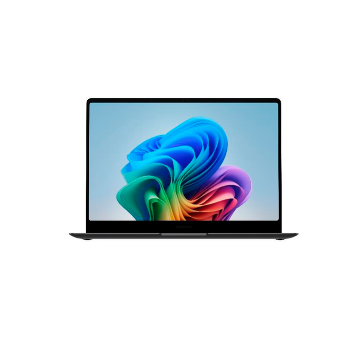 Descubre un rendimiento de otro nivel. Experimenta un aumento del rendimiento gracias al procesador Intel&reg; Core&trade; Ultra (Series 2), la tarjeta gr&aacute;fica Intel&reg; y la NPU de &uacute;ltima generaci&oacute;n. Utiliza la AI para aumentar la productividad con funcionalidades de codificaci&oacute;n y creaci&oacute;n de contenido sencillas o sum&eacute;rgete en juegos realistas cargados de acci&oacute;n cuando quieras relajarte.B&uacute;squedas al instante y desde cualquier lugar, Inicia la AI con un solo toque, Mantente en marcha con la bater&iacute;a de larga duraci&oacute;n, Sum&eacute;rgete en el sonido Dolby Atmos, Empareja y controla tus dispositivos Galaxy f&aacute;cilmente, Storage Share. Consulta archivos desde cualquier dispositivo, Quick Share. Transferencias r&aacute;pidas y seguras, M&uacute;ltiples dispositivos, control unificado, Usa tu tablet como una segunda pantalla y Accede a tu mundo m&oacute;vil desde el PC.