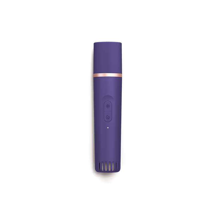 <p>Desinflama en cualquier momento y lugar con tratamientos de fr&iacute;o y calor cl&iacute;nicamente probados para reducir la hinchaz&oacute;n bajo los ojos, atenuar las ojeras y realzar la luminosidad. La punta contorneada tambi&eacute;n est&aacute; dise&ntilde;ada para realizar movimientos de masaje linf&aacute;tico con calor alrededor de los ojos y el rostro, con resultados visibles desde el primer tratamiento.</p>