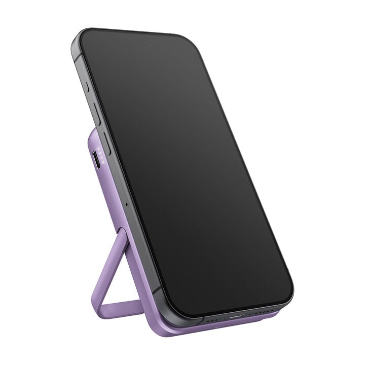 Magnetic Wireless Powerbank
Batería recargable Wireless MagSafe
Hazlo a tu manera con la ultrafina Magnetic Wireless Powerbank, imprescindible para la carga inalámbrica en cualquier lugar. Los potentes imanes garantizan una conexión segura con tu iPhone y el soporte desplegable ofrece un ángulo de visión cómodo.
 Compatible con iPhone MagSafe (iPhone 12 en adelante)
 Soporte para iPhone incorporado
 Aprobado para avión Magnetic Wireless Powerbank
Batería recargable Wireless MagSafe
Hazlo a tu manera con la ultrafina Magnetic Wireless Powerbank, imprescindible para la carga inalámbrica en cualquier lugar. Los potentes imanes garantizan una conexión segura con tu iPhone y el soporte desplegable ofrece un ángulo de visión cómodo.
 Compatible con iPhone MagSafe (iPhone 12 en adelante)
 Soporte para iPhone incorporado
 Aprobado para avión