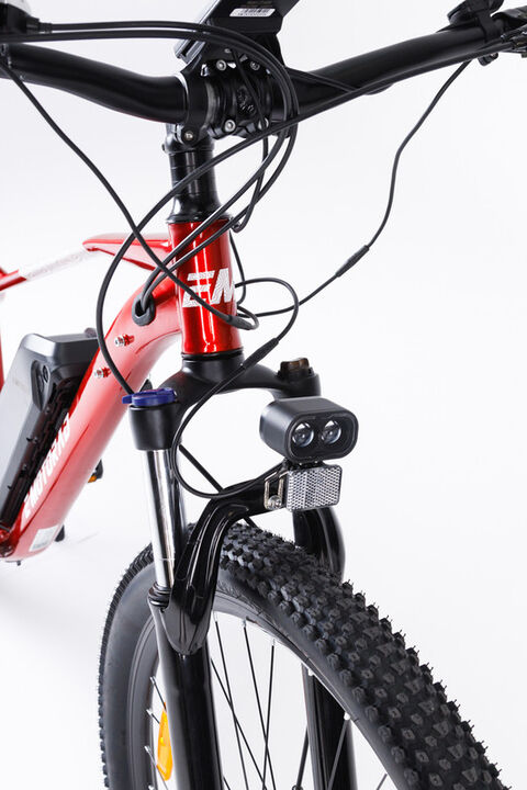El marco elegante pero pr&aacute;ctico hace de esta una bicicleta electr&oacute;nica adecuada para el viaje de la ciudad. Viajar por la ciudad en un d&iacute;a soleado o llevarlo a las carreteras costeras para un viaje refrescante..