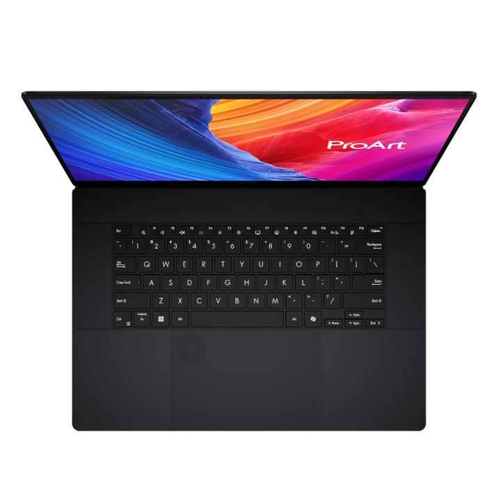 <p>Descubre el ProArt P16: tu compa&ntilde;ero creativo definitivo para el estudio y los desplazamientos. La pantalla t&aacute;ctil OLED garantiza una precisi&oacute;n crom&aacute;tica exacta para realizar pruebas impecables, mientras que los puertos de E/S de gran versatilidad conectan a la perfecci&oacute;n todos tus perif&eacute;ricos. Este port&aacute;til validado por NVIDIA&reg; Studio incorpora una GPU GeForce RTX para port&aacute;tiles, que proporciona unos gr&aacute;ficos potentes. Adem&aacute;s, AMD Ryzen, lo que proporciona una potencia de procesamiento excepcional. El ProArt P16 cuenta con funciones creativas mejoradas con IA, resistencia de calidad militar y una bater&iacute;a de larga duraci&oacute;n, por lo que transforma cualquier entorno en el estudio.</p>