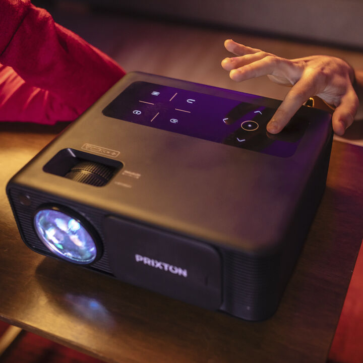 Disfruta de una mayor velocidad y calidad de conexi&oacute;n gracias al WiFi 5G del proyector Mir&oacute;. Adem&aacute;s, gracias a su funci&oacute;n de correcci&oacute;n de imagen &ldquo;Digital Keystone&rdquo; y a su modo decodificador 4K, podr&aacute;s ver tus contenidos favoritos con la m&aacute;xima calidad de imagen