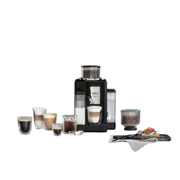 Sumérgete en el mundo del café con Rivelia. Explora infinitas variedades de granos con el sistema Bean Switch;
disfruta de una experiencia envolvente con una pantalla táctil a todo color de 3,5 pulgadas, con animaciones detalladas y rutinas de café adaptadas a ti. Remata tus bebidas con leche con una espuma fina y abundante gracias a la tecnología LatteCrema Hot, en una máquina compacta que se adapta a tu estilo.