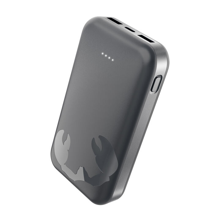 Powerbank 20000 mAh
Bater&iacute;a recargable de bolsillo
Mant&eacute;n tus dispositivos cargados y tu estilo a punto. El Powerbank de 10000 mAh es lo suficientemente delgada como para caber en cualquier bolsillo, proporcionando la m&aacute;xima potencia para cuando est&aacute;s en movimiento. Carga tu tel&eacute;fono hasta 3 veces y disfruta de velocidades de carga 2,5 veces m&aacute;s r&aacute;pidas con Power Delivery de 20 W.
La Powerbank 20000 mAh dura m&aacute;s que cualquier aventura. Carga tu tel&eacute;fono hasta 7 veces y con 20W Power Delivery, esta Powerbank es m&aacute;s r&aacute;pida que nunca. El dise&ntilde;o suave y los bordes curvos te mantienen cargado con estilo. 
 Carga ultrarr&aacute;pida con Power Delivery de 20 W
 Carga hasta el 50 % en 30 min
 Aprobado por aerol&iacute;neas
 Carga tu tel&eacute;fono hasta 7 veces