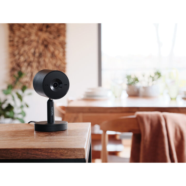 Con la c&aacute;mara interior inteligente advance, eliges la serenidad: recibe alertas personalizadas y conc&eacute;ntrate en lo que realmente cuenta, sin renunciar a tu privacidad.