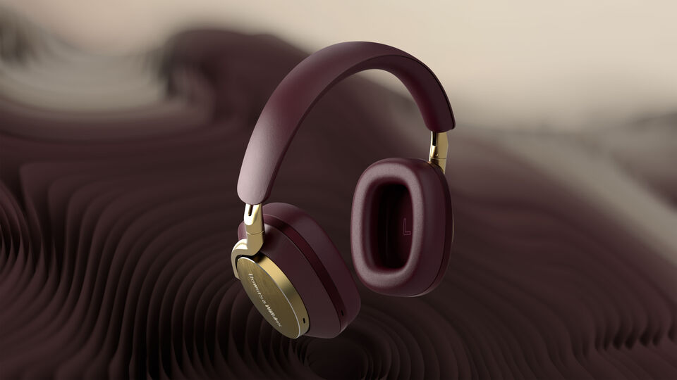 Px8 combina su DSP de alta resoluci&oacute;n de 24 bits con el nuevo DSP de 40 mm Conos de carbono que ofrecen una resoluci&oacute;n excepcional. Reduciendo distorsi&oacute;n y mejora de los detalles de alta frecuencia, el Carbon Cone captura matices en tu m&uacute;sica que otra unidad de auriculares unidades, y en Px8, eso significa m&aacute;s de la m&uacute;sica que importa, la mayor parte del tiempo.