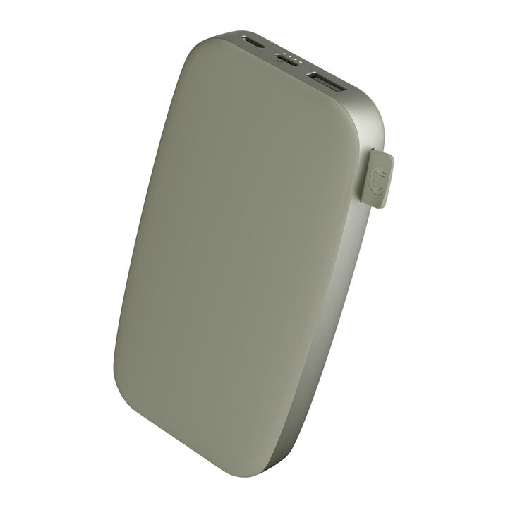 Powerbank 18000 mAh 

Batería recargable de bolsillo 

Nuestros últimos Powerbanks tienen un diseño suave y, gracias a la función de carga rápida, son más rápidos que nunca. Con 20W Power Delivery sus dispositivos estarán listos para funcionar antes de que se de cuenta. El Powerbank 18000 mAh puede cargar su teléfono hasta 6 veces y su tablet hasta 3 veces. 


 *  Carga ultrarrápida con suministro de energía de 20 W 

 *  Carga hasta el 50% en 30 min 

 *  6 características de seguridad 

 *  Aprobado para avión
