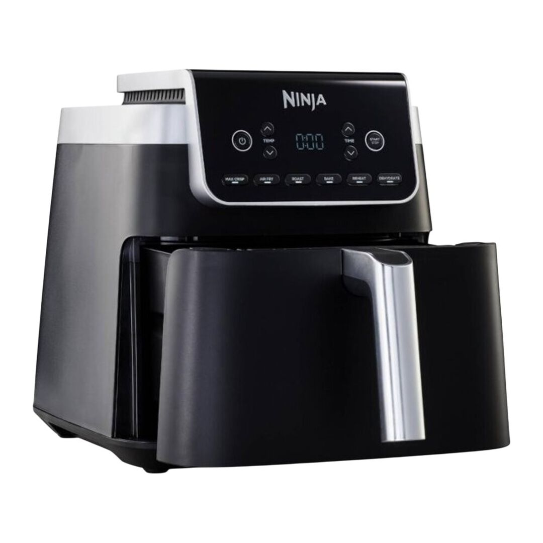 ¿Buscas una freidora de aire compacta con la que puedas preparar suficiente comida para toda la familia, pero sin que ocupe toda la encimera de la cocina? Con la freidora de aire Ninja MAX PRO podrás aprovechar al máximo cada centímetro de espacio, gracias a su cajón de gran tamaño de 6,2 l con capacidad para hasta cuatro pechugas de pollo. Es ideal tanto si cocinas para hasta cuatro comensales o simplemente preparas algo para ti.