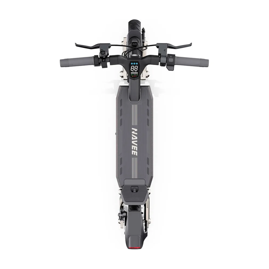 El NAVEE ST3 Pro es el patinete eléctrico definitivo para los amantes de la movilidad urbana. Inspirado en el diseño cyberpunk, ofrece una combinación perfecta de potencia, autonomía y tecnología inteligente, ideal para desplazamientos urbanos con seguridad y estilo.