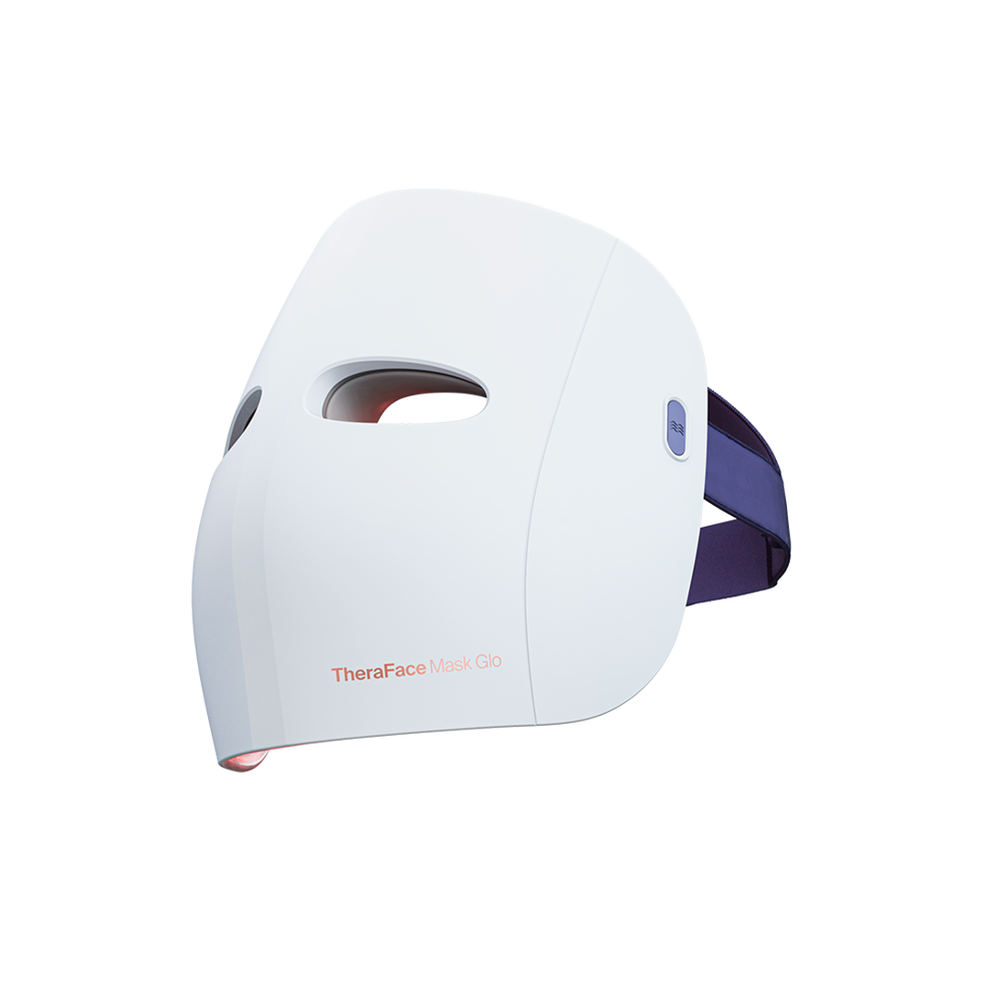 <p>Prepara tu piel para el futuro. Nuestra máscara LED utiliza 504 LED de luz roja, roja más infrarroja y azul para mejorar visiblemente la salud general de la piel en solo 12 minutos al día. Se ha comprobado clínicamente que en tan solo 8 semanas reduce las arrugas y líneas de expresión debajo de los ojos, mejora la luminosidad y reduce la flacidez de la piel. Reduce visiblemente la aparición de líneas finas y arrugas sin necesidad de acudir a un centro de tratamiento. Reafirma la piel, mejora el contorno facial y ayuda a reducir la apariencia de flacidez. Mejora la uniformidad y la textura del tono de la piel y aclara visiblemente las manchas pigmentarias.</p> <p>Prepara tu piel para el futuro. Nuestra máscara LED utiliza 504 LED de luz roja, roja más infrarroja y azul para mejorar visiblemente la salud general de la piel en solo 12 minutos al día. Se ha comprobado clínicamente que en tan solo 8 semanas reduce las arrugas y líneas de expresión debajo de los ojos, mejora la luminosidad y reduce la flacidez de la piel. Reduce visiblemente la aparición de líneas finas y arrugas sin necesidad de acudir a un centro de tratamiento. Reafirma la piel, mejora el contorno facial y ayuda a reducir la apariencia de flacidez. Mejora la uniformidad y la textura del tono de la piel y aclara visiblemente las manchas pigmentarias.</p>