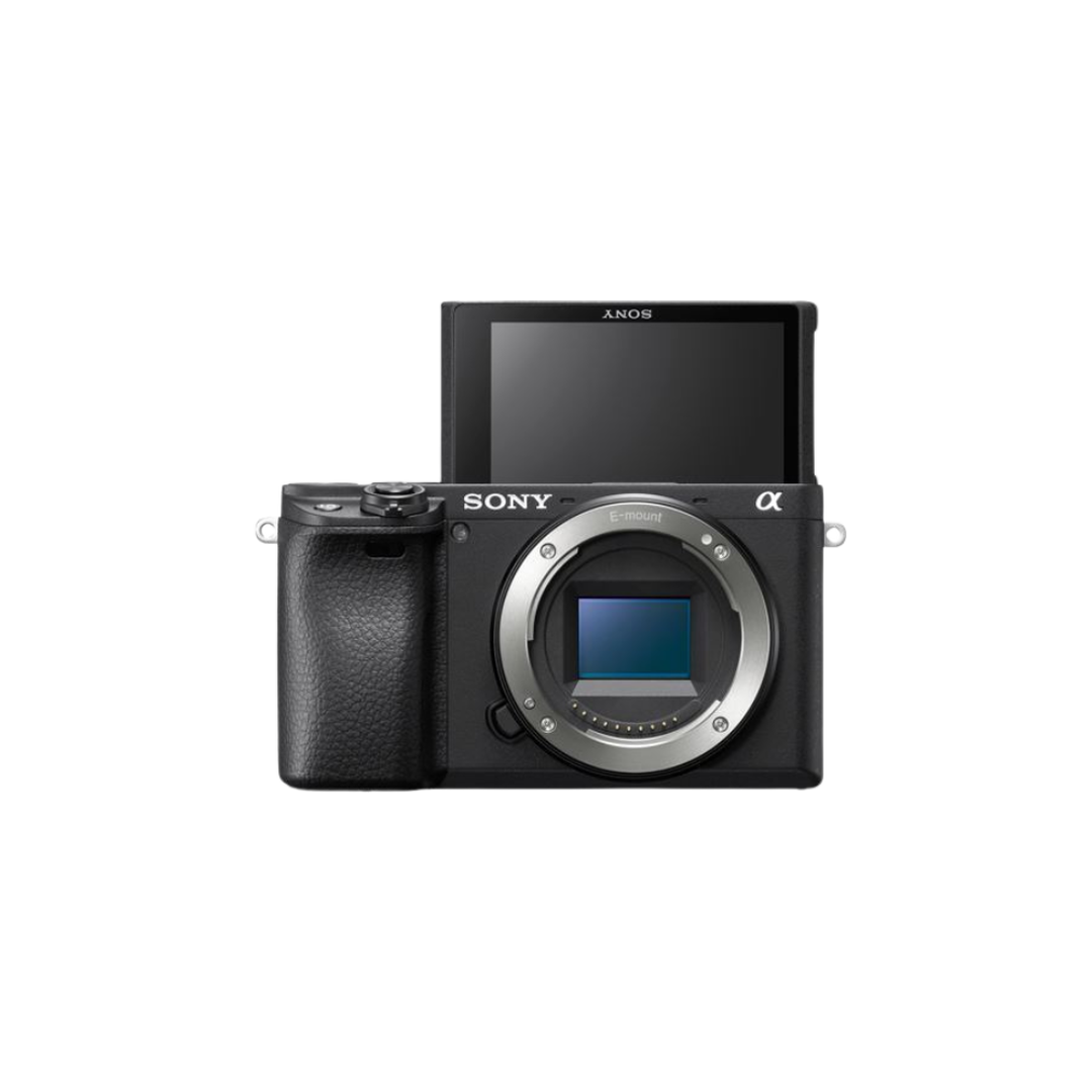<p>Con un diseño confiable y un rendimiento adecuado para impulsar la creatividad, la Sony A6400 es una elegante cámara sin espejo con formato APS-C que ofrece capacidades de fotografía y video integrales.</p> <p>Con un diseño confiable y un rendimiento adecuado para impulsar la creatividad, la Sony A6400 es una elegante cámara sin espejo con formato APS-C que ofrece capacidades de fotografía y video integrales.</p>