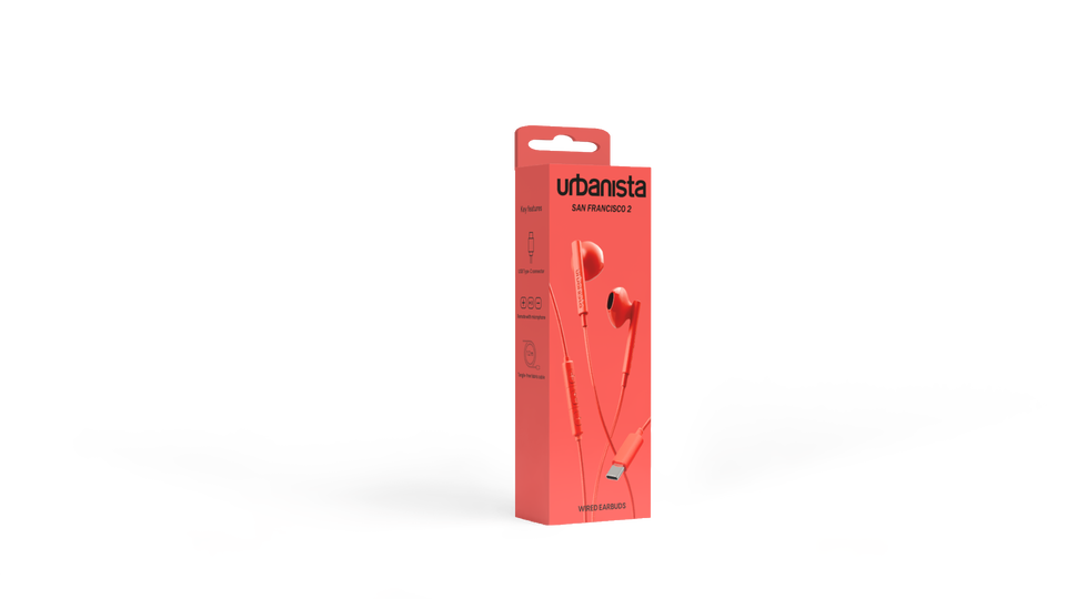 Los auriculares San Francisco 2 Poppy Orange son unos auriculares con cable dise&ntilde;ados para disfrutar de un sonido claro y equilibrado en cualquier momento. Incorporan un conector USB Tipo-C compatible con smartphones, tablets y ordenadores port&aacute;tiles, un resistente cable de tela trenzada antienredos, micr&oacute;fono integrado y control remoto de tres botones para gestionar llamadas y m&uacute;sica de forma c&oacute;moda. Su dise&ntilde;o Open-Fit ofrece un ajuste ligero y confortable, ideal para el uso diario.
