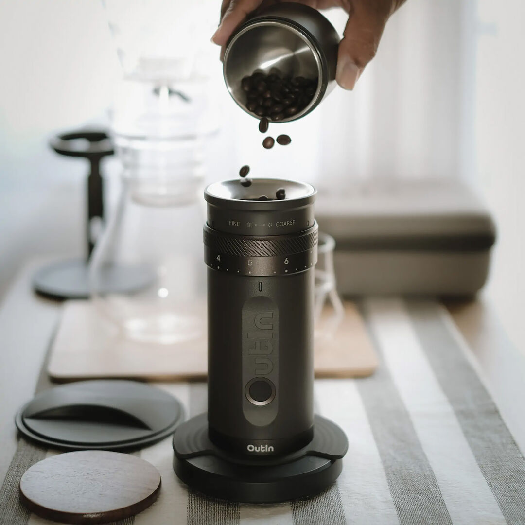 Molinillo de caf&eacute; el&eacute;ctrico port&aacute;til fino