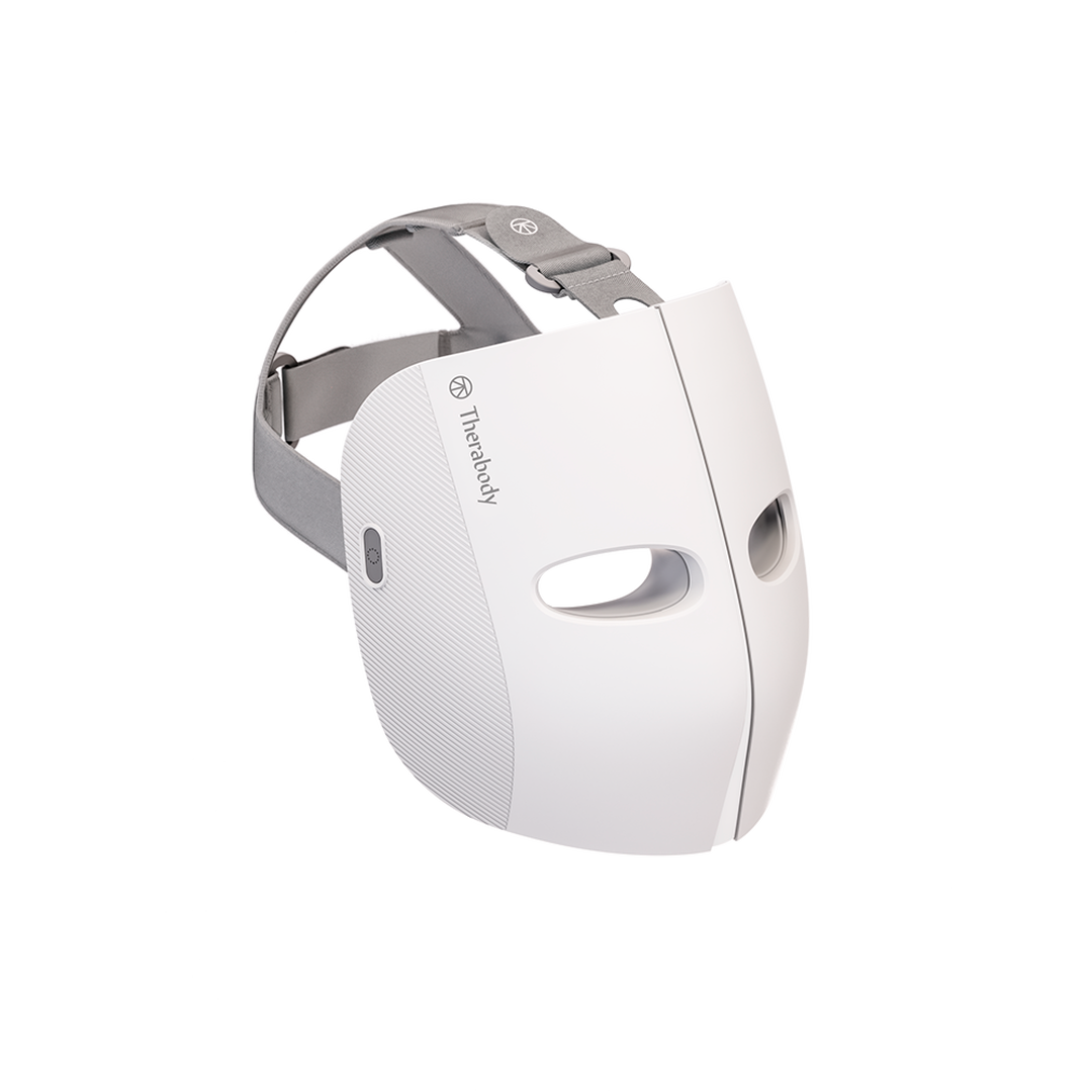 Se ha demostrado clínicamente que la mascarilla TheraFace Mask deja la piel más firme, suave y con aspecto más saludable, con una reducción notable de las líneas de expresión y las manchas pigmentarias en tan solo ocho semanas.Diseñada con el triple de LED que la principal máscara de la competencia, la TheraFace Mask cuenta con 648 potentes luces de grado médico que proporcionan la máxima eficacia y resultados en el menor tiempo posible.