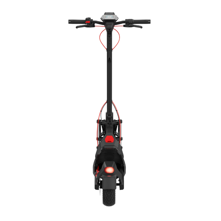 <p>Patinete El&eacute;ctrico Navee NT5 MAX. Este patinete el&eacute;ctrico de 1900W de potencia m&aacute;xima alcanza hasta 50 km/h y ofrece una autonom&iacute;a de hasta 83 km. Suspensi&oacute;n avanzada, frenos de disco + EABS y tecnolog&iacute;a inteligente con desbloqueo autom&aacute;tico.</p>