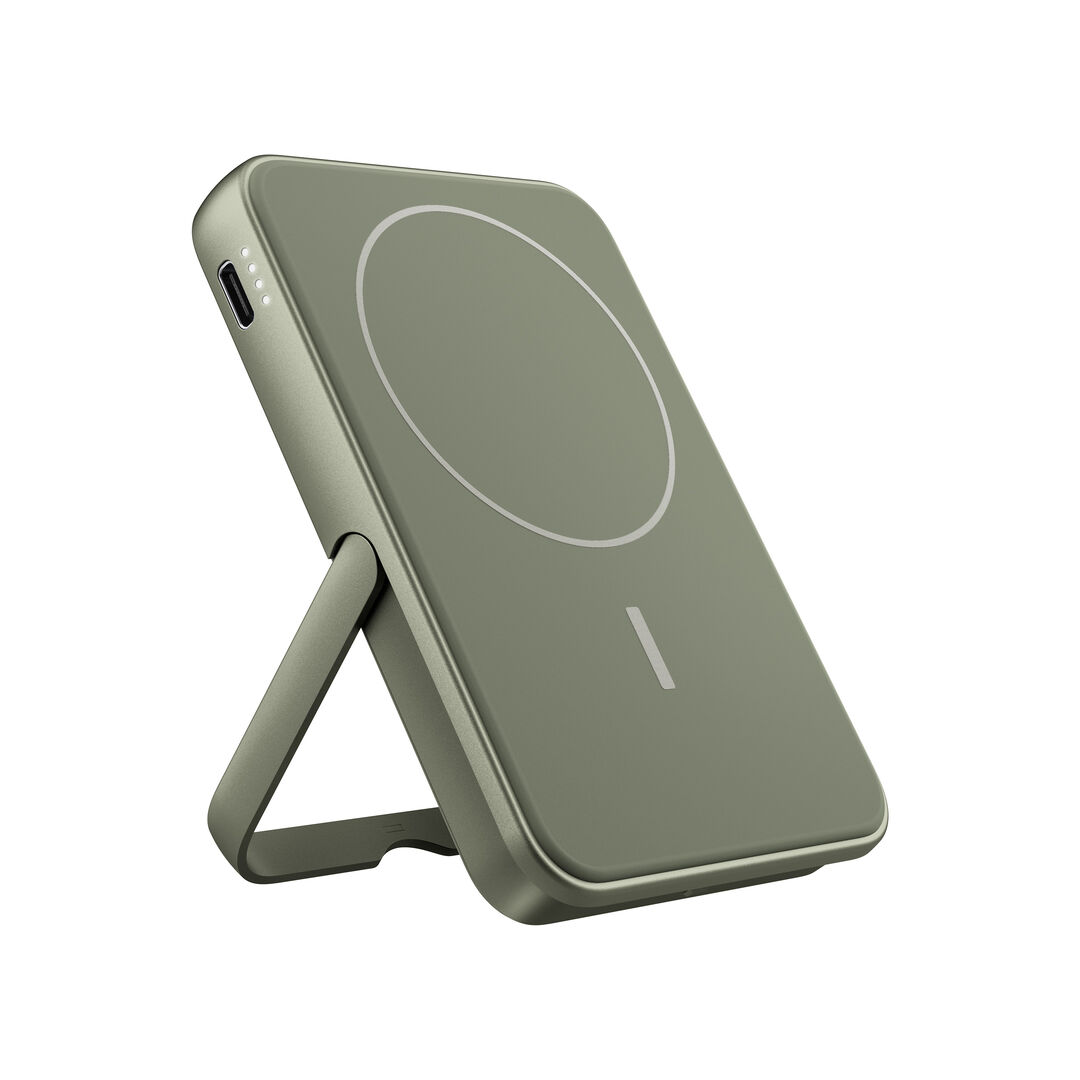 Carga tu iPhone de forma inal&aacute;mbrica y sin esfuerzo con la Powerbank Magn&eacute;tica. Su dise&ntilde;o ultrafino se adhiere magn&eacute;ticamente a tu iPhone (compatible con MagSafe), ofreciendo una carga segura y un soporte integrado para una visualizaci&oacute;n c&oacute;moda. &iexcl;Perfecta para llevar a cualquier lugar e incluso apta para volar!