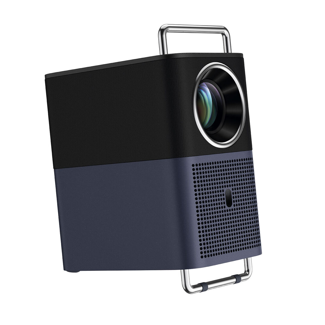 Transforma cualquier espacio en un espectacular cine en casa con el TCL Projector A1s. Con 600 ISO Lumens de brillo y resolución 1080p FHD, disfruta de imágenes claras, brillantes y vibrantes de hasta 150"", perfectas para noches de película, gaming o clases en línea en ambientes con poca luz.

Entretenimiento sin límites
Gracias a Google TV y certificación Netflix, accede a más de 10,000 apps como Amazon Prime Video, YouTube, Disney+ y Google Play, con contenido ilimitado a tu alcance y una experiencia de visualización excepcional.

Sonido inmersivo y potente
Siente cada detalle con los altavoces duales de 8W, diseñados para ofrecer un audio cristalino y envolvente, ideal para películas, series y videojuegos.

Diseño portátil e inteligente
Lleva tu entretenimiento a cualquier lugar con su ligero cuerpo de 2.57 kg y mango VersaGrip que funciona también como soporte ajustable en ángulo de 15°. Además, su modo Bluetooth permite usarlo como bocina con luces pulsantes al ritmo de la música.

Tecnología de proyección inteligente

Auto Focus: enfoque automático para imágenes nítidas al instante.

Auto Keystone & Screen-In: ajuste de imagen automático para siempre proyectar de forma perfecta.

Detección de obstáculos: seguridad y comodidad sin interrupciones.

Conectividad completa
Compatible con Wi-Fi 2.4/5G, Bluetooth 5.1, HDMI 2.1, USB 2.0 y salida de audio de 3.5mm. Soporta interacción multi-pantalla vía Chromecast y AirPlay.

Dimensiones y potencia
Compacto y elegante (191.3 × 128.1 × 263.6 mm), con consumo eficiente de 120W, proyector silencioso (≤30dB) y resistente.

Con el TCL Projector A1s, cada película, juego y presentación se convierte en una experiencia realista, envolvente y memorable.