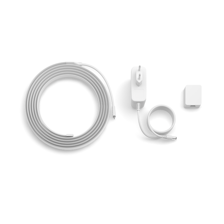 <p>&nbsp;</p>
<p>Tira de Led HUE LightStrips Flux</p>
<p>LED integrado RGB.</p>
<p>No compatible con extensiones y bases de otras versiones.</p>
<p>Bridge NO incluido.</p>
<p>La tira de luz Flux aporta una fina l&iacute;nea de luz para lavado de espacios interiores con un degradado de colores coherente con la mezcla de colores de precisi&oacute;n Chromasync&trade;. Ilumina los rincones con los tonos de blanco m&aacute;s puros con ledes dedicados y c&aacute;lidos. Utiliza la tira de luz Flux detr&aacute;s de los muebles del televisor, alrededor de las esquinas de las camas y a lo largo de las estanter&iacute;as para a&ntilde;adir una iluminaci&oacute;n suave e indirecta que se adapte a cualquier estado de &aacute;nimo. Disfruta de una instalaci&oacute;n flexible: corta, reutiliza y prolonga la tira de luz para adaptarla y encajarla en cualquier espacio. Consigue un control total, personalizaci&oacute;n y escenas de iluminaci&oacute;n adaptadas con la galardonada aplicaci&oacute;n Hue y el control por voz.</p>
<ul style="list-style-type: circle;">
<li><strong>Bombillas Compatibles:&nbsp;</strong>LED Integrado.</li>
<li><strong>Regulable:</strong>&nbsp;SI</li>
<li><strong>Cambio de Color (PowerLED):</strong>&nbsp;SI</li>
<li><strong>Adaptador de corriente incluido:</strong>&nbsp;SI</li>
<li><strong>Luminosidad (LM):</strong>&nbsp;1200 lm a 4000&ordm;k</li>
<li><strong>Bridge incluido:</strong>&nbsp;NO</li>
<li><strong>Largo (mm):&nbsp;</strong>3000</li>
<li><strong>Altura (mm):&nbsp;</strong>6</li>
<li><strong>Ancho (mm):</strong>&nbsp;14,5</li>
<li><strong>Material:&nbsp;</strong>Sint&eacute;tico</li>
<li><strong>Color:</strong>&nbsp;Mate</li>
<li><strong>Extensible:</strong>&nbsp;NO</li>
<li><strong>Protecci&oacute;n IP:</strong>&nbsp;IP20</li>
</ul>