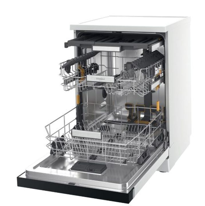 Lavavajillas Whirlpool W7F HS41 de libre instalaci&oacute;n de 60 cm, con capacidad para 15 servicios, 8 programas de lavado, tecnolog&iacute;a 6th Sense PowerClean, sistema de secado NaturalDry mediante apertura autom&aacute;tica de puerta, tercera bandeja flexible para cubiertos y clasificaci&oacute;n energ&eacute;tica C. Ofrece un funcionamiento silencioso de 41 dB, gran capacidad interior gracias a la cuba MaxiSpace y bajo consumo de agua.