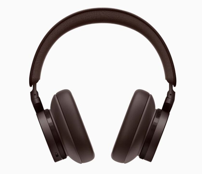 Auriculares over-ear premium Beoplay H95 con sonido de alta precisi&oacute;n y cancelaci&oacute;n de ruido activa adaptable. Dise&ntilde;ados por Bang & Olufsen, combinan artesan&iacute;a de lujo, unidades de titanio y un aislamiento excepcional para disfrutar de la m&uacute;sica sin distracciones, est&eacute;s donde est&eacute;s.