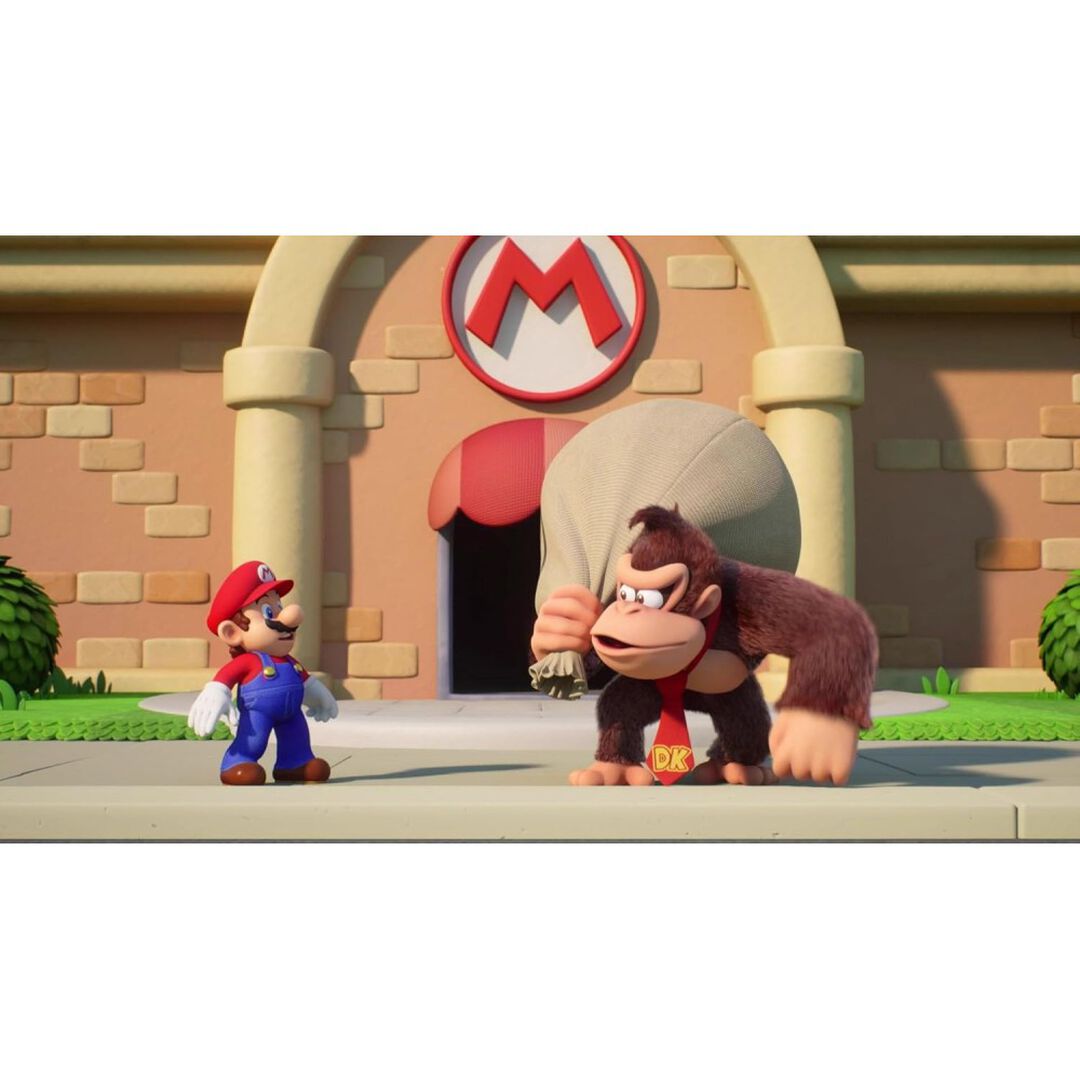 MARIO VS DONKEY KONG NINTENDO SWITCH VERSIÓN ESPAÑOLA

¡Estos juguetes tienen cuerda para rato!

La chispa de rivalidad que prendió en Game Boy Advance se reaviva en Mario vs. Donkey Kong para Nintendo Switch, que cuenta con gráficos totalmente nuevos. Resuelve todo tipo de puzles y pon a prueba tus dotes para las plataformas en tu afán por recuperar los Minimarios robados.

¡Arrebátale los Minimarios a Donkey Kong!

Donkey Kong quería hacerse con el nuevo Minimario de juguete, pero, como ya no quedaba ni uno, decidió irrumpir en la fábrica y robar todas las existencias. ¡Ahora le toca a Mario ir detrás de él para recuperar los juguetes!

Pon a prueba tu ingenio con puzles y plataformas

¡Te aguardan niveles repletos de puzles! Avanza por ellos y usa la llave para abrir la puerta tras la que se oculta un Minimario.

Observa el entorno con atención, tira de astucia para decidir la mejor ruta y lúcete en las plataformas para superar obstáculos y llegar hasta los juguetes robados.
¡Diversión para dos!

Pásale un mando a otro jugador para que te eche una mano en el modo cooperativo local. Con la ayuda de un amigo o un familiar, ¡quizá descubras nuevas rutas a través de niveles peliagudos!