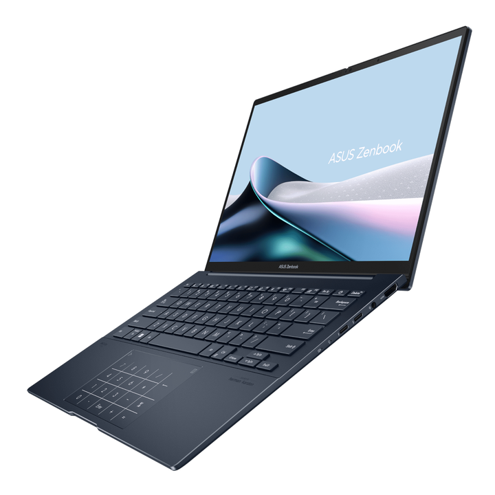 <p>Eleva tu experiencia con la elegancia y sofisticaci&oacute;n del ultraport&aacute;til Zenbook 14 OLED. Su dise&ntilde;o fino y ligero alberga la potencia de los &uacute;ltimos procesadores AMD Ryzen para IA, con los que las herramientas de IA se ejecutan a velocidades de v&eacute;rtigo, junto con los gr&aacute;ficos AMD Radeon&trade;. El port&aacute;til viene equipado con una bater&iacute;a de gran autonom&iacute;a que garantiza energ&iacute;a para todo el d&iacute;a y una interfaz completa de puertos de E/S para mejorar la conectividad. La bisagra de 180&deg; permite compartir contenido con facilidad. Adem&aacute;s, puedes sumergirte y deleitarte en un mundo de placer para los sentidos con la v&iacute;vida pantalla ASUS Lumina OLED y los altavoces superlineales de tecnolog&iacute;a punta, todo ello al tiempo que abrazas un dise&ntilde;o respetuoso con el medio ambiente que destila elegancia ecol&oacute;gica.</p>