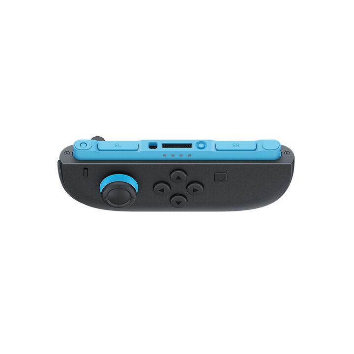 JOY-CON 2 (IZQUIERDO) - AZUL CLARO PARA NINTENDO SWITCH 2 VERSIÓN ESPAÑOLA
1 Joy-Con 2 izquierdo de color azul claro para la consola Nintendo Switch 2, actualizado para que sea mucho más fácil el control del movimiento, vibración HD 2 y con el nuevo botón C para acceder fácilmente a GameChat, además de usar el nuevo modo ratón en juegos compatibles.
El mando tiene acelerómetro, giroscopio, sensor del ratón, un tiempo de carga de aproximadamente 3,5 horas y una duración de la batería de aproximadamente de 20 horas.
Especificaciones:
Peso Aproximadamente 66 g
Tamaño Aproximadamente 116 mm × 14,4 mm × 30,7 mm
Batería interna Batería de ion de litio; capacidad de la batería: 500 mAh.
Conectividad Bluetooth
Botones 
Palanca izquierda (se puede pulsar)
Botones direccionales y L, ZL, SL, SR y −
Botón de captura
Botón de extracción
Botón SYNC JOY-CON 2 (IZQUIERDO) - AZUL CLARO PARA NINTENDO SWITCH 2 VERSIÓN ESPAÑOLA
1 Joy-Con 2 izquierdo de color azul claro para la consola Nintendo Switch 2, actualizado para que sea mucho más fácil el control del movimiento, vibración HD 2 y con el nuevo botón C para acceder fácilmente a GameChat, además de usar el nuevo modo ratón en juegos compatibles.
El mando tiene acelerómetro, giroscopio, sensor del ratón, un tiempo de carga de aproximadamente 3,5 horas y una duración de la batería de aproximadamente de 20 horas.
Especificaciones:
Peso Aproximadamente 66 g
Tamaño Aproximadamente 116 mm × 14,4 mm × 30,7 mm
Batería interna Batería de ion de litio; capacidad de la batería: 500 mAh.
Conectividad Bluetooth
Botones 
Palanca izquierda (se puede pulsar)
Botones direccionales y L, ZL, SL, SR y −
Botón de captura
Botón de extracción
Botón SYNC