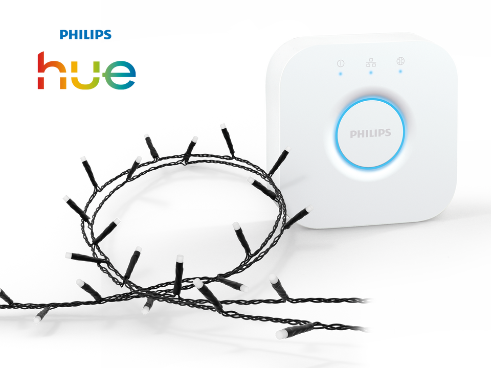 Con este pack, llevar&aacute;s la magia de la iluminaci&oacute;n inteligente a cualquier rinc&oacute;n de tu hogar. Incluye una guirnalda de luces Philips Hue Festavia de 20 metros con 250 mini LED y el Philips Hue Bridge.

La guirnalda Festavia es perfecta para interiores o exteriores, permiti&eacute;ndote crear ambientes &uacute;nicos con m&aacute;s de 16 millones de colores. Con el Hue Bridge, el cerebro del sistema Philips Hue, podr&aacute;s controlar hasta 50 luces desde tu smartphone, sincronizarlas con tu m&uacute;sica o pel&iacute;culas, y automatizar rutinas para que las luces se enciendan y apaguen cuando t&uacute; quieras. &iexcl;El combo ideal para una iluminaci&oacute;n totalmente personalizada y llena de magia!