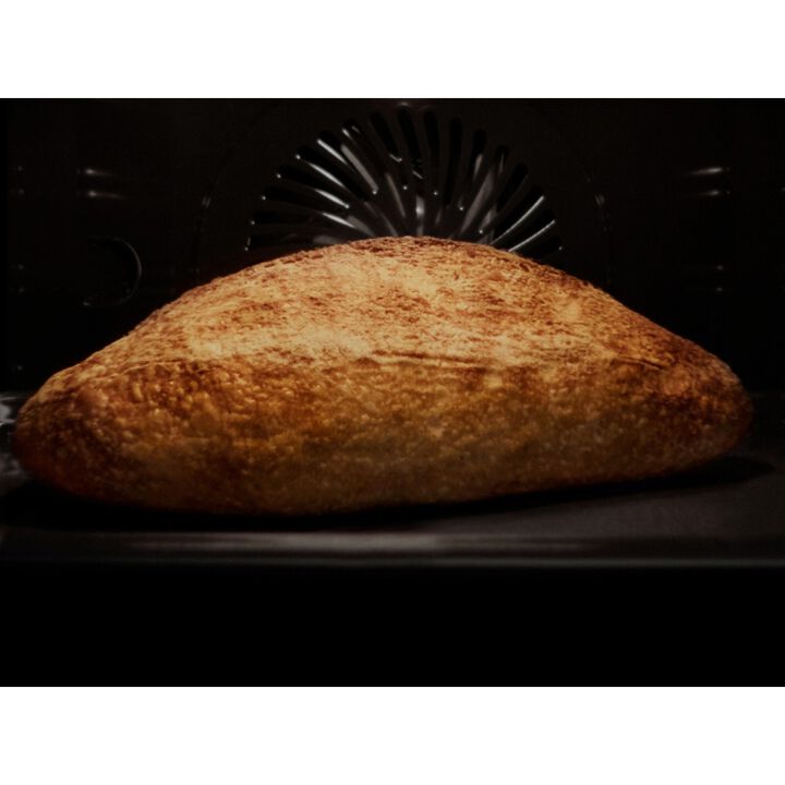 Horno pirol&iacute;tico de vapor de la Serie 5000 SurroundCook con SteamBake y Display LED Explore con WiFi, 71 litros, 9 funciones y 45 programas autom&aacute;ticos, sonda t&eacute;rmica