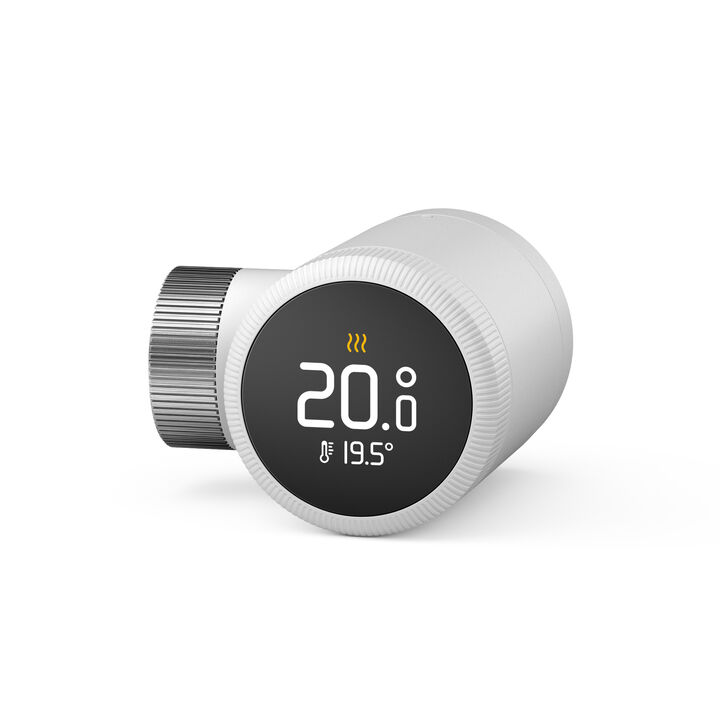 - Inteligente: Ahorra dinero y energía cada día de forma sencilla, gracias a nuestra tecnología a prueba de futuro y funciones diseñadas para una calefacción más eficiente que nunca
- Individual: Controla la temperatura de cada habitación desde cualquier lugar a través de nuestra aplicación, desarrollada por expertos en calefacción inteligente
- Sencillo: Instala tado° por tu cuenta sin necesidad de conexión a Internet; ahora con una batería recargable