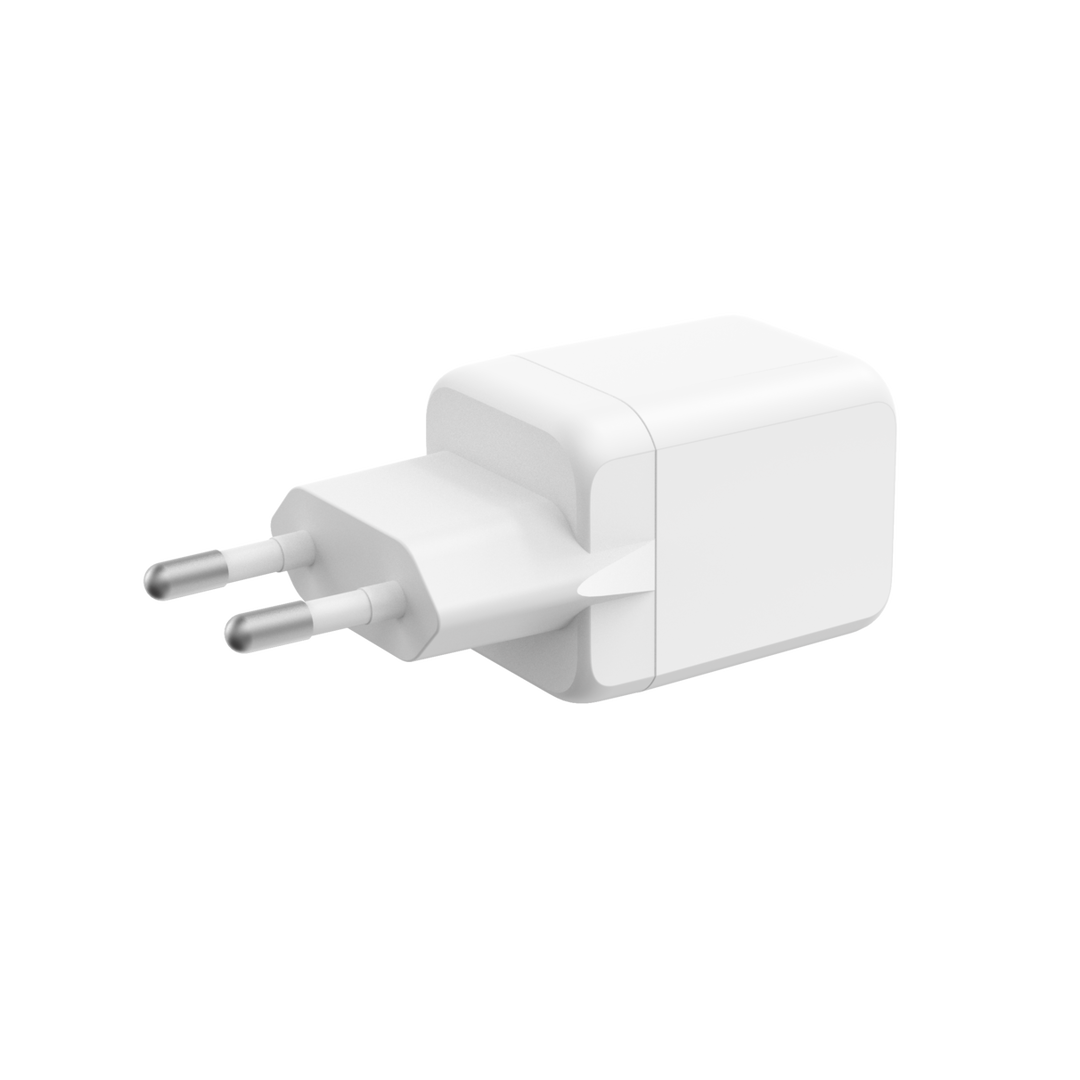 M&aacute;s potencia, m&aacute;s velocidad y m&aacute;s eficiencia en un cargador compacto y sostenible. El cargador de red KSIX de 30W te ofrece una carga ultrarr&aacute;pida, optimizada con Power Delivery 3.0 (PD), PPS y tecnolog&iacute;a GaN. Con dos puertos (USB-C y USB-A), podr&aacute;s cargar hasta dos dispositivos a la vez, ahorrando tiempo y energ&iacute;a sin comprometer la seguridad de la bater&iacute;a. Adem&aacute;s, su fabricaci&oacute;n con 80% de pl&aacute;stico reciclado y certificaci&oacute;n Global Recycled Standard (GRS) lo convierten en una opci&oacute;n respetuosa con el medioambiente.