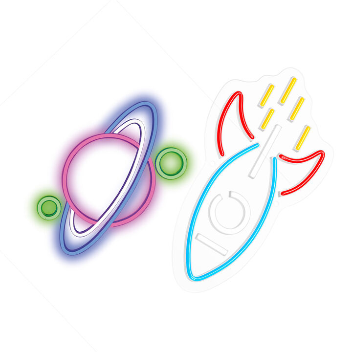 Las luces de neón PLEXI LED de Forever Light ofrecen una iluminación moderna que añadirá un efecto nico y colorido. Nuestro regulador de intensidad le permite ajustar el brillo del neón para adaptar la luz a sus necesidades. Su luz atmosférica es ideal para la decoración. Son prácticos y versátiles, tienen un soporte para colgar en la pared que facilita su colocación en cualquier lugar. Se alimentan a través de un puerto USB. Las luces de neón LED PLEXI de Forever Light están disponibles en varios diseños y colores.