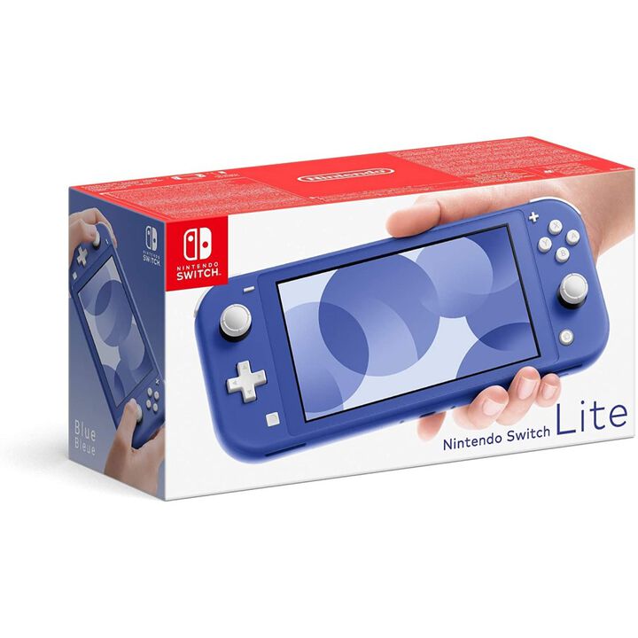 NINTENDO SWITCH LITE AZUL + CAPTAIN TSUBASA: RISE OF NEW CHAMPIONS EN CAJA CODIGO DESCARGA DIGITAL VERSI&Oacute;N ESPA&Ntilde;OLA GARANT&Iacute;A EUROPEA EUROPEAN WARRANTY

Nintendo Switch Lite color azul, la nueva incorporaci&oacute;n a la familia Nintendo Switch, es una consola compacta, ligera y f&aacute;cil de transportar, que cuenta con controles integrados.

Nintendo Switch Lite, la nueva incorporaci&oacute;n a la familia Nintendo Switch, es una consola compacta, ligera y f&aacute;cil de transportar, que cuenta con controles integrados.

Con Nintendo Switch Lite se puede jugar a todos los programas de Nintendo Switch que son compatibles con el modo port&aacute;til. Es ideal para los usuarios que prefieran jugar fuera o para aquellos que quieran jugar en l&iacute;nea o de manera local en el modo multijugador con familiares o amigos que tengan una consola Nintendo Switch insignia.

Como se trata de una consola enfocada al juego port&aacute;til, Nintendo Switch Lite no puede conectarse al televisor.

Lleva tus juegos favoritos contigo f&aacute;cilmente

Si un juego es compatible con funciones del mando Joy-Con como, por ejemplo, la vibraci&oacute;n HD, la c&aacute;mara infrarroja de movimiento y los sensores de movimiento, ciertas caracter&iacute;sticas del juego no estar&aacute;n disponibles si se utiliza solo la consola Nintendo Switch Lite. En ese caso, se requieren mandos Joy-Con (a la venta por separado) para poder disfrutar de dichas caracter&iacute;sticas.

En el caso de juegos que no sean compatibles con el modo port&aacute;til, los jugadores pueden conectar mandos Joy-Con (a la venta por separado) de manera inal&aacute;mbrica a Nintendo Switch Lite. Los usuarios deber&aacute;n tener un dispositivo para cargar los mandos Joy-Con, como, por ejemplo, el soporte de carga para mandos Joy-Con. Para comprobar la compatibilidad de t&iacute;tulos espec&iacute;ficos con los distintos modos de juego, se puede consultar la caja del producto o visitar Nintendo eShop.

Conecta hasta ocho consolas para partidas multijugador

Multijugador local

Se pueden conectar hasta ocho consolas Nintendo Switch o Nintendo Switch Lite para jugar a juegos competitivos o cooperativos.

Multijugador en l&iacute;nea

Si te suscribes a Nintendo Switch Online, podr&aacute;s jugar con amigos u otros jugadores de todo el mundo, acceder a un cat&aacute;logo en constante crecimiento de juegos cl&aacute;sicos de NES con funciones en l&iacute;nea a&ntilde;adidas, disfrutar de ofertas exclusivas como TETRIS&reg; 99 y cupones para juegos de Nintendo Switch, y mucho m&aacute;s.

Men&uacute; HOME

Desde el men&uacute; HOME puedes iniciar juegos y seleccionar ajustes. Aqu&iacute;, adem&aacute;s de gestionar tu lista de amigos y cuentas de usuario, tambi&eacute;n puedes cambiar la configuraci&oacute;n de la consola.

Funciones principales del men&uacute; HOME:

    Noticias: Tu Nintendo Switch estar&aacute; al d&iacute;a de lo &uacute;ltimo en juegos.
    Nintendo eShop: Encuentra y compra la versi&oacute;n completa de los juegos, as&iacute; como contenidos descargables.
    &Aacute;lbum: Gracias al bot&oacute;n de captura, podr&aacute;s hacer capturas de pantalla y guardar v&iacute;deos de determinados juegos con facilidad. Luego podr&aacute;s verlos, editarlos y compartirlos en las redes sociales desde el &aacute;lbum.

Una consola enfocada al juego port&aacute;til

Ideal para los jugadores que no se est&aacute;n quietos.

Nintendo Switch Lite, la nueva incorporaci&oacute;n a la familia Nintendo Switch, es una consola compacta, ligera y f&aacute;cil de transportar, que cuenta con controles integrados.

Con Nintendo Switch Lite se puede jugar a todos los programas de Nintendo Switch que son compatibles con el modo port&aacute;til. Es ideal para los usuarios que prefieran jugar fuera o para aquellos que quieran jugar en l&iacute;nea o de manera local en el modo multijugador con familiares o amigos que tengan una consola Nintendo Switch insignia.

Como se trata de una consola enfocada al juego port&aacute;til, Nintendo Switch Lite no puede conectarse al televisor.

***Aviso: la caja no contiene cartucho sino una c&oacute;digo de descarga digital del juego completo.

 

Con Captain Tsubasa: Rise of new Champions para Nintendo Switch podremos disfrutar por primera vez de los regates imposibles, los tiros irrealizables y sobre todo de la mejor acci&oacute;n dentro de un campo de futbol.

&Uacute;nete al NewTeam, Muppet FC o Flainet para llevarlos a lo m&aacute;s lejos gracias al Modo Historia, juega contra otros usuarios o tus amigos rememorando aquellos intensos partido. Todo esto acompa&ntilde;ado de unos incre&iacute;bles gr&aacute;ficos estilo anime que te har&aacute;n entrar de lleno en el campo de juego.

 

&iexcl;Por fin un nuevo juego de Captain Tsubasa, diez a&ntilde;os despu&eacute;s del &uacute;ltimo t&iacute;tulo para consolas!. El juego de Oliver At&oacute;n y Benjamin Price, Captain Tsubasa es una obra maestra del manga que aun hoy se recuerda con cari&ntilde;o en todo el mundo. Este nuevo t&iacute;tulo para consolas tendr&aacute; las caracter&iacute;sticas de un juego de f&uacute;tbol al estilo recreativas.

 
El bal&oacute;n es tu amigo. Los mundos del f&uacute;tbol y el anime coinciden en Captain Tsubasa: Rise of New Champions, basada en la famosa serie Captain Tsubasa (S&uacute;per Campeones). El juego narra las haza&ntilde;as atl&eacute;ticas de Tsubasa Ozora (Oliver Atom) mientras disfruta su amor por el juego y avanza a trav&eacute;s de las clasificaciones de m&uacute;ltiples ligas de f&uacute;tbol. Captain Tsubasa: Rise of New Champions sumerge a los jugadores en un partido de f&uacute;tbol lleno de acci&oacute;n que presenta un juego emocionante, con los mejores tiros caracter&iacute;sticos y una jugabilidad accesible.

 
Caracter&igrave;sticas principales:

 

&iexcl;Disfruta del sombreado plano y los efectos realistas del nuevo juego de Captain Tsubasa! Igual que la serie de Captain Tsubasa, los gr&aacute;ficos de anime de este juego se conocen en el mundo entero. Su representaci&oacute;n visual din&aacute;mica incluye unos nuevos efectos gr&aacute;ficos muy realistas.

 

&iexcl;La fiel representaci&oacute;n del estilo de todos y cada uno de nuestros conocidos personajes va a conseguir que los partidos de este nuevo t&iacute;tulo de Captain Tsubasa sean animad&iacute;simos!

 

&iexcl;Choque de jugadones a gran velocidad! &laquo;Acci&oacute;n futbol&iacute;stica al estilo recreativas&raquo;. Este juego adopta el g&eacute;nero de los simuladores de f&uacute;tbol que te permiten vivir jugadas incre&iacute;bles en tiempo real; uno de los motivos por los que los t&iacute;tulos de Captain Tsubasa son tan populares. Es un juego de acci&oacute;n trepidante en el que podr&aacute;s marcar goles y utilizar habilidades de ensue&ntilde;o a toda velocidad contra tus rivales mediante unos sencillos controles.


Libera los movimientos caracter&iacute;sticos del personaje. Ejecuta poderosos movimientos ofensivos y defensivos para obtener una ventaja durante el partido.

 

Aut&eacute;ntico juego de f&uacute;tbol de acci&oacute;n. M&uacute;ltiples modos de juego que incluyen los modos de historia en contra del oponente y en contra del oponente en l&iacute;nea.


Captain Tsubasa: Rise of new Champions para y Nintendo Switch no est&aacute; pensado solamente para aquellos que vivieron el anime desde el televisor, si no que tambi&eacute;n para aquellos que disfrutan del f&uacute;tbol.
 

M&aacute;s caracter&iacute;sticas realiza poderosos movimientos ofensivos y defensivos para conseguir liderar el partido, ell campo de juego cobra vida gracias a los incre&iacute;bles gr&aacute;ficos anime y a los personajes de tu serie de TV favorita, diversos modos de juego incluyendo Modo Historia, Versus y Online Versus

 

Gr&aacute;ficos: &iexcl;El juego de Captain Tsubasa contiene gran cantidad de matices y efectos realistas! Parte de la popularidad de la serie de Captain Tsubasa, se basa en sus espectaculares gr&aacute;ficos tipo anime que resultan tan familiares para todos los fans, adem&aacute;s de nuevos efectos gr&aacute;ficos de gran realismo y la presencia de los personajes con gran nivel de detalle.
 

Acci&oacute;n: Acci&oacute;n trepidante Acci&oacute;n f&uacute;tbol arcade. Este t&iacute;tulo se encuadra en el g&eacute;nero arcade f&uacute;tbol que permite a los jugadores experimentar incre&iacute;bles partidos en tiempo real, una de las razones por las que el juego de Captain Tsubasa es tan popular. Es un juego, con una acci&oacute;n espectacular, permite a los jugadores disfrutar de los goles y de un sencillo manejo.

 

&iexcl;Por fin un nuevo juego de Captain Tsubasa, diez a&ntilde;os despu&eacute;s del &uacute;ltimo t&iacute;tulo para consolas!

Captain Tsubasa es una obra maestra del manga que aun hoy se recuerda con cari&ntilde;o en todo el mundo. Este nuevo t&iacute;tulo para consolas tendr&aacute; las caracter&iacute;sticas de un juego de f&uacute;tbol al estilo recreativas.

&iexcl;Todo el mundo disfrutar&aacute; de lo lindo haciendo jugadones contra sus rivales con los mejores gr&aacute;ficos!