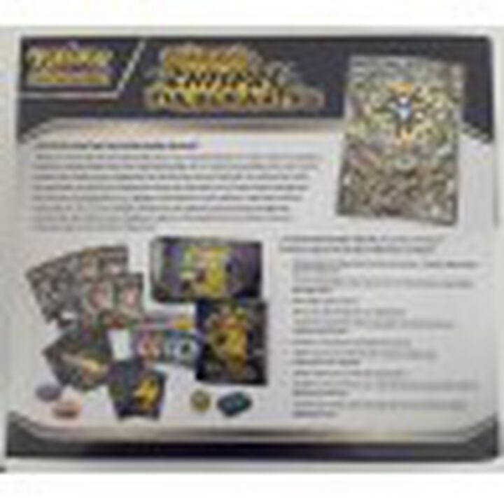 POKEMON CAJA ENTRENADOR ELITE CHISPAS FULGURAN ESCARLATA Y P&Uacute;RPURA CHISPAS FULGURANTES SV8 JCC POKEMON ESPA&Ntilde;OL JUEGO DE CARTAS
&iexcl;Todo un torrente de teravatios el&eacute;ctricos se precipita desde los cielos sobre un para&iacute;so tropical, preparando el terreno para la llegada de un supercargado Pikachu ex! Con el poder que irradia como Pok&eacute;mon ex Teracristal Astral, Pikachu ex ilumina la costa, desvelando un desfile de Pok&eacute;mon dragones liderado por el imponente Exeggutor de Alola ex. Archaludon ex y Latias ex completan el escuadr&oacute;n, mientras nuevas cartas de AS T&Aacute;CTICO e in&eacute;ditos Pok&eacute;mon ex auguran muchas m&aacute;s sorpresas. &iexcl;La tensi&oacute;n aumenta y los dragones rugen en la expansi&oacute;n Escarlata y P&uacute;rpura-Chispas Fulgurantes de JCC Pok&eacute;mon!
La Caja de Entrenador &Eacute;lite de Escarlata y P&uacute;rpura-Chispas Fulgurantes de JCC Pok&eacute;mon contiene:
&bull; 9 paquetes de mejora de Escarlata y P&uacute;rpura-Chispas Fulgurantes de JCC Pok&eacute;mon
&bull; 1 carta hologr&aacute;fica de promoci&oacute;n con ilustraci&oacute;n expandida de Magneton
&bull; 65 fundas para cartas
&bull; 45 cartas de Energ&iacute;a de JCC Pok&eacute;mon
&bull; 1 gu&iacute;a para jugadores de la expansi&oacute;n Escarlata y P&uacute;rpura-Chispas Fulgurantes
&bull; 6 dados a modo de contadores de da&ntilde;o
&bull; 1 dado para lanzamiento de moneda v&aacute;lido para competiciones legales
&bull; 2 marcadores de condici&oacute;n de pl&aacute;stico
&bull; 1 caja de coleccionista con 4 divisores para guardarlo todo de forma organizada
&bull; 1 carta con c&oacute;digo para el Juego de Cartas Coleccionables Pok&eacute;mon Live
***IMPORTANTE: los sobres de cartas POKEMON no tienen derecho a devoluci&oacute;n.
En los casos de desistimiento, producto defectuoso o devoluci&oacute;n autorizada por parte del vendedor; todo el producto (tanto los sobres y/o caja contenedora) deben devolverse en las mismas condiciones que se enviaron; es decir, con todos los precintos, envoltorios y plasticos intactos y sin abrir.