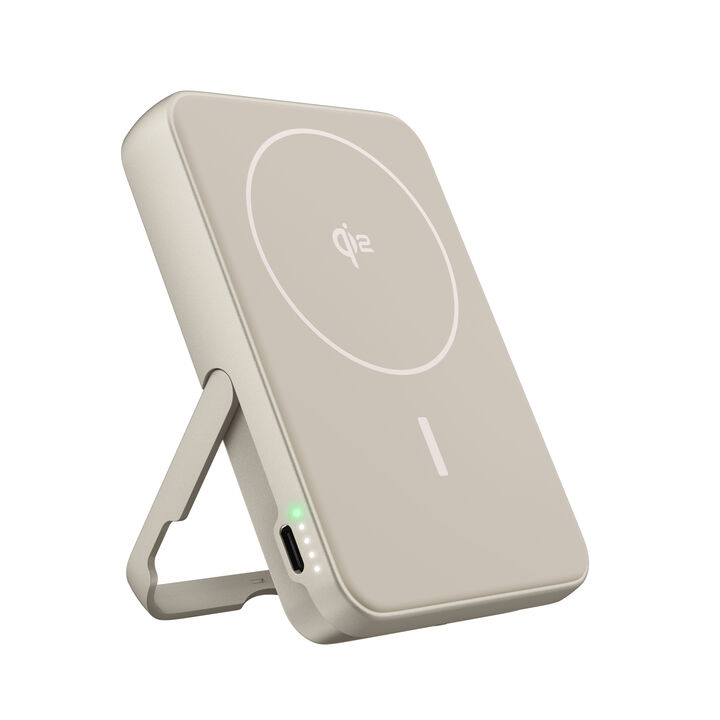 La Fresh n Rebel Magnetic Wireless Powerbank de 10.000 mAh es una bater&iacute;a externa compacta y ligera con carga inal&aacute;mbrica magn&eacute;tica de hasta 15W. Compatible con MagSafe y Qi2, permite cargar el m&oacute;vil sin cables y ofrece carga r&aacute;pida por USB-C de hasta 20W, ideal para llevar energ&iacute;a extra a cualquier parte.