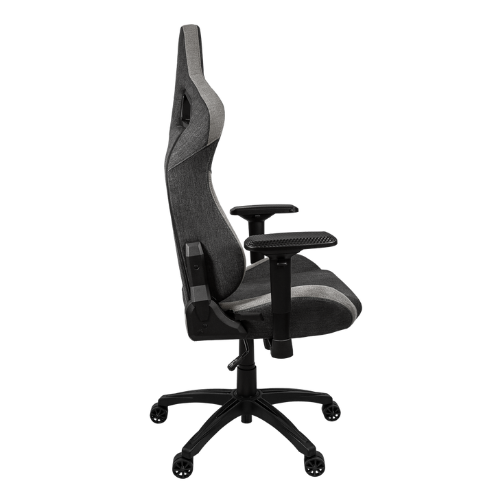 La silla de juegos CORSAIR T3 RUSH combina un diseño inspirado en las carreras y una comodidad contorneada con un exterior de tela suave y transpirable, una almohada cervical acolchada y un soporte lumbar de espuma viscoelástica.