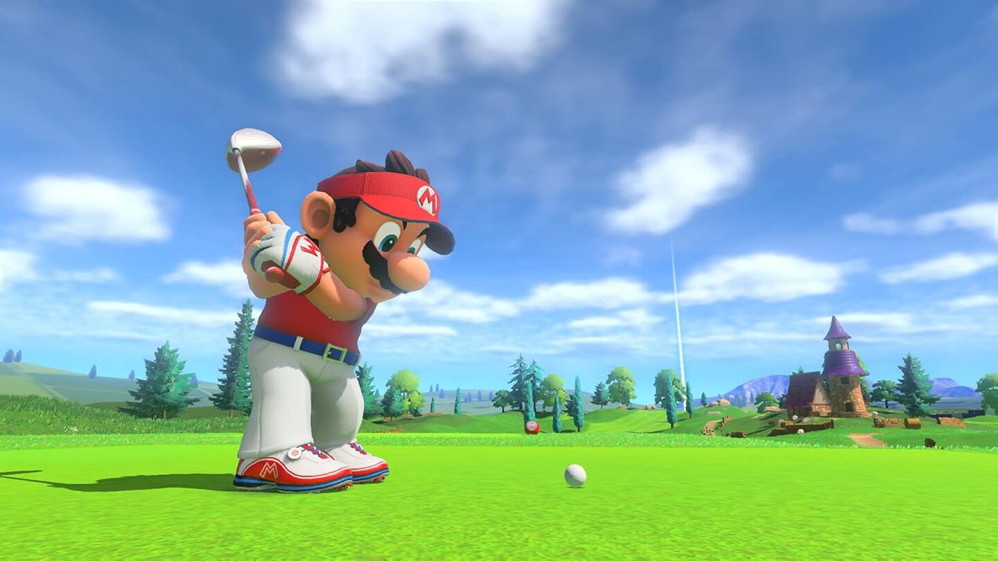 MARIO GOLF SUPER RUSH SWITCH RESERVA JUEGO F&Iacute;SICO
Es hora de desempolvar el carrito y los palos, porque llega la &uacute;ltima entrega de la serie Mario Golf para Nintendo Switch! &Uacute;nete a tus personajes favoritos del Reino Champi&ntilde;&oacute;n en circuitos repletos de naturaleza exuberante.
 
Video will open in a new window
Disfruta del juego usando los botones o con los controles de movimiento, sosteniendo el mando Joy-Con como si fuera un palo de golf. Como en la vida real, tendr&aacute;s que estudiar el viento y el terreno, aunque cuentas con algunas funciones la mar de &uacute;tiles que te ayudar&aacute;n a realizar el lanzamiento perfecto. &iexcl;Aprovecha el medidor de golpe, que muestra c&oacute;mo se curvar&aacute; la bola debido a las elevaciones del terreno, y el esc&aacute;ner, que te permite examinar el terreno del circuito!
Disfruta del juego usando los botones o con los controles de movimiento, sosteniendo el mando Joy-Con como si fuera un palo de golf. Como en la vida real, tendr&aacute;s que estudiar el viento y el terreno, aunque cuentas con algunas funciones la mar de &uacute;tiles que te ayudar&aacute;n a realizar el lanzamiento perfecto. &iexcl;Aprovecha el medidor de golpe, que muestra c&oacute;mo se curvar&aacute; la bola debido a las elevaciones del terreno, y el esc&aacute;ner, que te permite examinar el terreno del circuito!
Entre las nuevas funciones, se incluye el golf r&aacute;pido. En este modo, todo el mundo lanza al mismo tiempo y tienes que salir corriendo por el circuito para alcanzar tu bola. Tendr&aacute;s que golpearla de nuevo para acercarla al agujero y seguir avanzando. &iexcl;Deja atr&aacute;s a tus oponentes y hazte con la victoria! Tus habilidades para el golf no son los &uacute;nicos elementos que tener en cuenta: usa tambi&eacute;n las carreras y los lanzamientos especiales para derrotar a la competici&oacute;n.
En el modo historia, tu personaje Mii comenzar&aacute; su andadura como principiante y podr&aacute; convertirse en profesional enfrent&aacute;ndose a varios personajes del Reino Champi&ntilde;&oacute;n. Sube de nivel al obtener puntos de experiencia en las competiciones, y luego as&iacute;gnalos a diferentes atributos para desarrollar el personaje.
Tambi&eacute;n puedes disfrutar del modo multijugador con hasta otros tres usuarios, tanto de manera local como en l&iacute;nea.