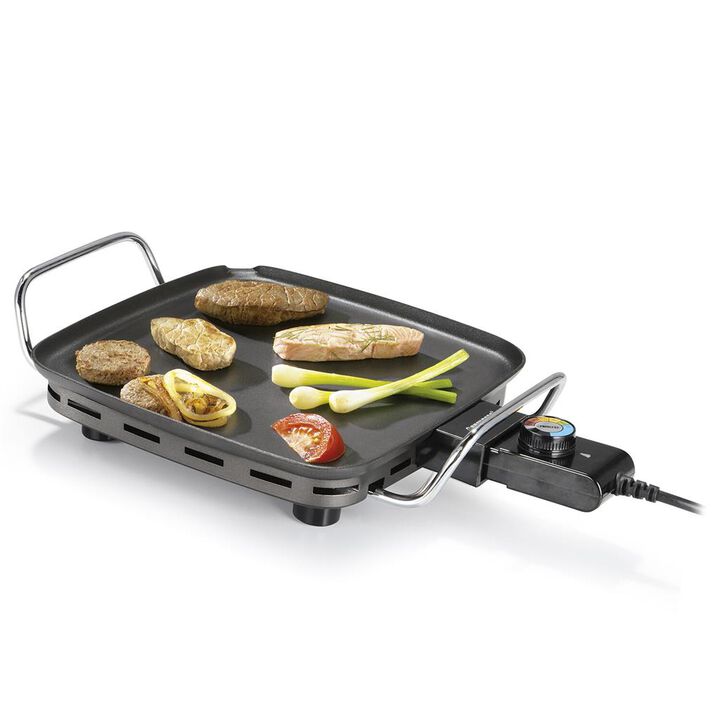 Set de 2 planchas de asar. La plancha Princess 102210 Mini Table Chef cabe en cualquier parte gracias a su tamaño pequeño y cuadrado. Y La plancha Princess 102240 Table Chef Superior es perfecta si busca una parrilla que resista el uso diario. La plancha Table Chef Superior tiene un gran grosor de 4 mm y no se deforma en ningún momento. Utilice las planchas para cocinar carne, pescado, verduras y todo tipo de alimentos.