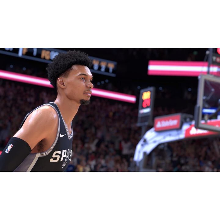 NBA 2K25 CIAB NINTENDO SWITCH VERSI&Oacute;N ESPA&Ntilde;OLA



Compite a tu manera mientras defines tu legado en Mi CARRERA y Mi EQUIPO, y experimenta Mi NBA y The W en PS5&reg; o Mi LIGA en PS4&reg;. Exprese su personalidad con una variedad de opciones de personalizaci&oacute;n y explore una ciudad completamente nueva (para PS5&reg;) o una metr&oacute;polis urbana en el vecindario (para PS4&reg;).

IMPULSADO POR ProPLAY&trade;

Experimenta los movimientos caracter&iacute;sticos de tus jugadores favoritos de la NBA y perfecciona tus habilidades para realizar jugadas que definan tu carrera de manera espectacular. Da vida a tu juego con ProPLAY&trade; en PS5&reg;, tecnolog&iacute;a inmersiva que traduce directamente im&aacute;genes de la NBA en un juego atractivo. Conozca de cerca a sus superestrellas favoritas de la NBA y sum&eacute;rjase en la experiencia de la NBA m&aacute;s aut&eacute;ntica hasta la fecha.

COMPETIR EN Mi CARRERA

Honra a las leyendas de la NBA en Mi CARRERA mientras eclipsas sus logros hist&oacute;ricos y marca el comienzo de la dinast&iacute;a m&aacute;s grande que el deporte haya visto jam&aacute;s. The City en PS5&reg; es el campo de pruebas definitivo; Ve al parque para divertirte con el streetball competitivo y compite en varios lugares nuevos. O domina el nuevo Barrio de PS4&reg; mientras completas misiones, ganas recompensas y eclipsas a tus rivales en modos de juego nuevos y recurrentes.

TU Mi EQUIPO, A TU MANERA

La competencia prospera en MyTEAM. Desaf&iacute;a alineaciones rivales con tu plantilla de Mi EQUIPO de todos los tiempos y enfr&eacute;ntate a otros jugadores de &eacute;lite en el Rey de la cancha semanal. Enfr&eacute;ntate cara a cara y demuestra por qu&eacute; mereces ser coronado como el mejor de lo mejor en este evento exclusivo.

Los modos "Play Now" y MyLEAGUE est&aacute;n disponibles sin conexi&oacute;n a Internet. Todos los dem&aacute;s modos y funciones de juego requieren conexi&oacute;n a Internet y pueden requerir el registro de una cuenta en l&iacute;nea (var&iacute;a para mayores de 13 a&ntilde;os).

&copy; 2005-2024 Take-Two Interactive Software, Inc. Publicado por 2K. 2K, T2 y los logotipos relacionados son marcas comerciales y/o marcas comerciales registradas de Take-Two Interactive Software, Inc. La NBA y las identificaciones individuales de los equipos miembros de la NBA reproducidas en este producto son marcas comerciales y dise&ntilde;os con derechos de autor, y/u otras formas de propiedad intelectual. propiedad, que son propiedad exclusiva de NBA Properties, Inc. y los respectivos equipos miembros de la NBA y no pueden usarse, en su totalidad o en parte, sin el consentimiento previo por escrito de NBA Properties, Inc. &copy; 2024 NBA Properties, Inc. Todos Derechos reservados. Las identificaciones de la NBPA son propiedad intelectual de la Asociaci&oacute;n Nacional de Jugadores de Baloncesto y no pueden usarse sin el consentimiento previo por escrito de National Basketball Players Incorporated &copy; 2024 la Asociaci&oacute;n Nacional de Jugadores de Baloncesto. Reservados todos los derechos. Todas las dem&aacute;s marcas y marcas comerciales son propiedad de sus respectivos due&ntilde;os. Reservados todos los derechos.