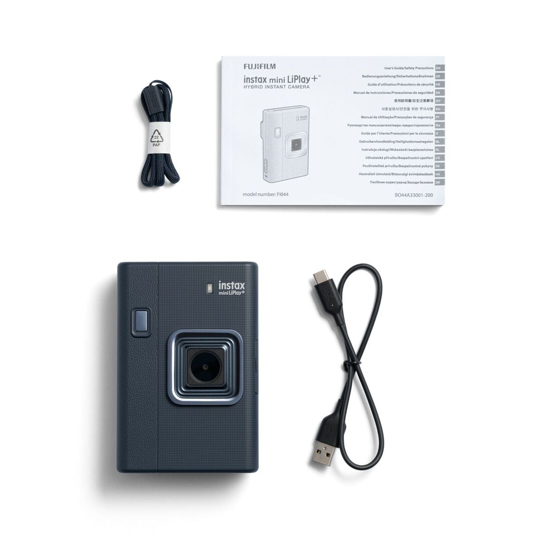 C&aacute;mara  instax mini LiPlay+ con funda  y 60 fotos