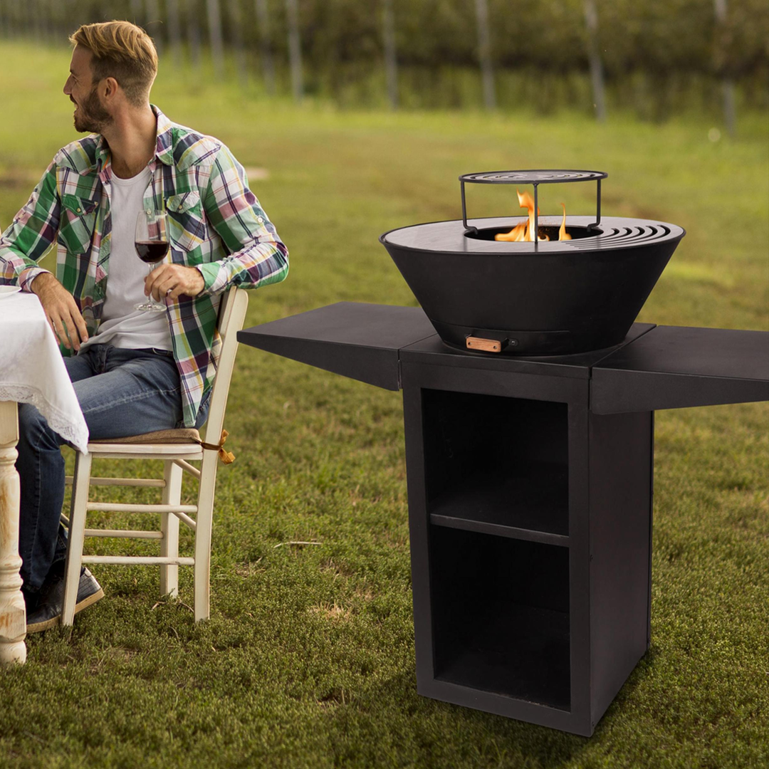 Barbacoa negra con soporte plancha y grill EFP57B