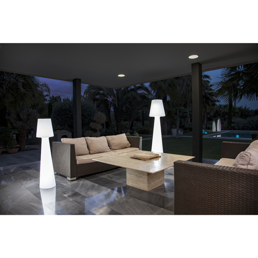 L&aacute;mpara pie Lola 110 Cable Luz c&aacute;lida