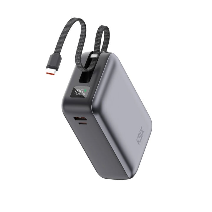 La power bank KSIX de 30.000 mAh es la solución definitiva para quienes necesitan una carga rápida y fiable en todo momento. Con una potencia de salida de hasta 65W y compatibilidad con la tecnología de carga rápida Power Delivery 3.0, es capaz de cargar dispositivos de alto rendimiento, incluidos portátiles, smartphones, tablets y más. Su diseño incorpora un cable USB-C integrado, eliminando la necesidad de cables adicionales para una carga más cómoda. La power bank KSIX de 30.000 mAh es la solución definitiva para quienes necesitan una carga rápida y fiable en todo momento. Con una potencia de salida de hasta 65W y compatibilidad con la tecnología de carga rápida Power Delivery 3.0, es capaz de cargar dispositivos de alto rendimiento, incluidos portátiles, smartphones, tablets y más. Su diseño incorpora un cable USB-C integrado, eliminando la necesidad de cables adicionales para una carga más cómoda.