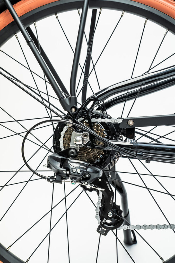 Bicicleta el&eacute;ctrica ciudad 29" PlayMouth Negra