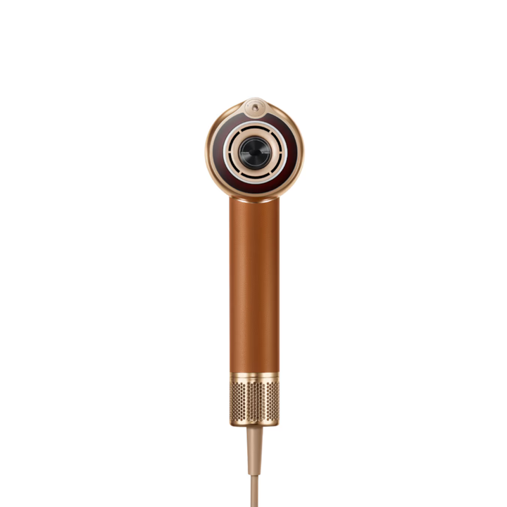 <p>El Miracle Pro es un secador de pelo inteligente de &uacute;ltima generaci&oacute;n con nebulizaci&oacute;n 3D, terapia de luz roja de doble longitud de onda y control adaptativo del flujo de aire en tiempo real. Este secador ofrece resultados eficaces, protectores y profesionales.&nbsp;</p>
