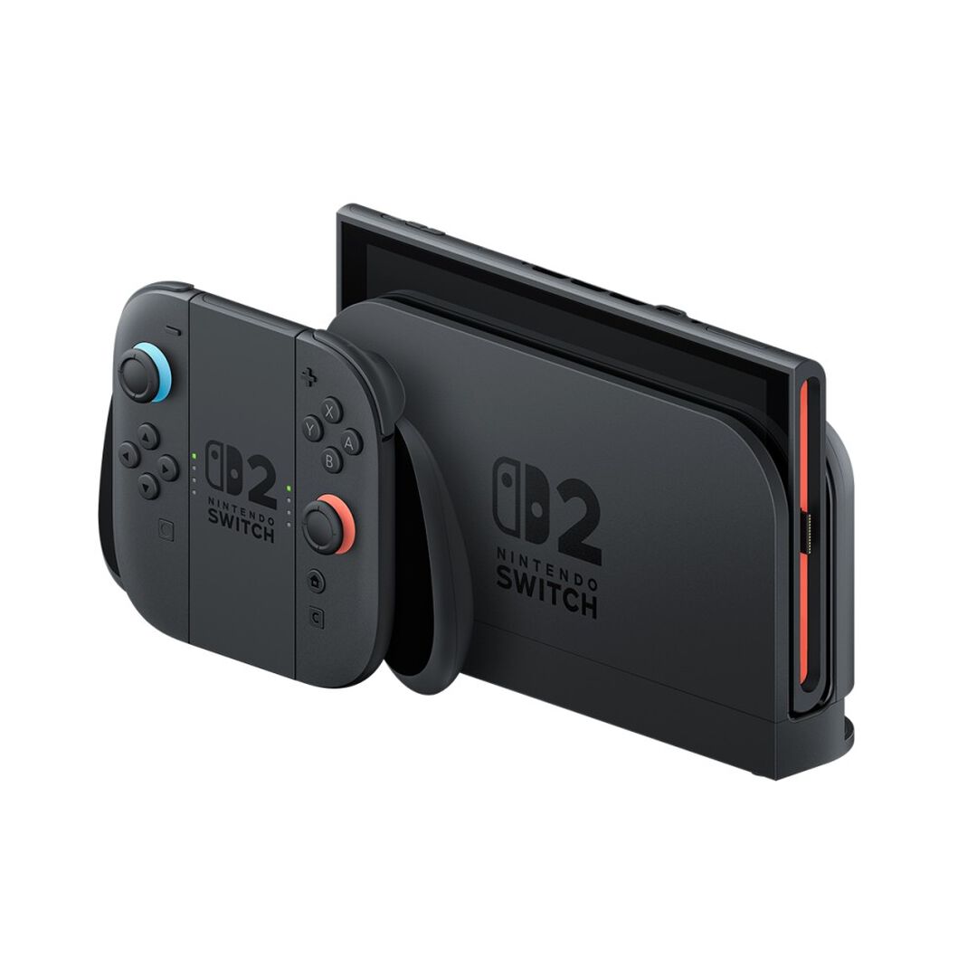NUEVA CONSOLA NINTENDO SWITCH 2 VERSI&Oacute;N ESPA&Ntilde;OLA GARANT&Iacute;A EUROPEA EU WARRANTY


Nintendo Switch 2 incluye:

&bull; Una consola Nintendo Switch 2

&bull; Mandos Joy-Con 2 (izquierdo y derecho)

&bull; Un soporte para mandos Joy-Con 2

&bull; Correas de los mandos Joy-Con 2

&bull; Una base de Nintendo Switch 2

&bull; Un cable HDMI de ultra alta velocidad

&bull; Un adaptador de corriente de Nintendo Switch 2

&bull; Un cable USB-C de carga





Con GameChat, todo el mundo podr&aacute; jugar en compa&ntilde;&iacute;a de nuevas maneras

Gracias a la nueva funci&oacute;n en l&iacute;nea GameChat*2, los usuarios podr&aacute;n jugar y hablar entre ellos como si estuvieran todos en la misma habitaci&oacute;n, sin importar la distancia que los separe en la realidad. Ya se trate de celebrar una victoria como simplemente de pasarse a saludar, con GameChat los usuarios tendr&aacute;n la sensaci&oacute;n de que sus amigos en l&iacute;nea del mundo entero est&aacute;n justo a su lado. Tras configurar GameChat, los usuarios solo tienen que pulsar el bot&oacute;n C situado en el mando Joy-Con 2 derecho para empezar un chat con sus amigos en cualquier momento. Mediante el micr&oacute;fono integrado de la consola, hasta 12 personas en distintas ubicaciones pueden comunicarse a trav&eacute;s del chat de voz mientras juegan. Adem&aacute;s, hasta cuatro personas pueden compartir sus pantallas y, si conectan una c&aacute;mara USB-C compatible, como la c&aacute;mara de Nintendo Switch 2 (a la venta por separado), tambi&eacute;n podr&aacute;n disfrutar del chat de v&iacute;deo y verse las caras mientras juegan y dan rienda suelta a todo su entusiasmo. Si m&aacute;s personas desean unirse a la sesi&oacute;n, solo podr&aacute;n hacerlo por medio del chat de voz. Hasta el 31 de marzo de 2026, se podr&aacute; disfrutar de GameChat sin necesidad de tener una suscripci&oacute;n a Nintendo Switch Online. Pasada esa fecha, ser&aacute; necesario contar con una suscripci&oacute;n.


Un mont&oacute;n de funciones y experiencias nuevas

Una pantalla m&aacute;s grande y con colores intensos que permite mostrar el movimiento con mayor fluidez Nintendo Switch 2 cuenta con una pantalla LCD de 7,9 pulgadas y 1080p que muestra im&aacute;genes en alta definici&oacute;n total (Full HD), aunque la consola sigue teniendo el mismo grosor que Nintendo Switch. Incluso en el modo port&aacute;til, Nintendo Switch 2 ofrece una experiencia de juego intensa y detallada, as&iacute; como gr&aacute;ficos fluidos que permiten ver en todo detalle los movimientos de los personajes y sus variadisimas expresiones faciales.


Los mandos Joy-Con 2 se acoplan a la consola con toda facilidad

Los mandos Joy-Con 2 son los mandos totalmente redise&ntilde;ados de Nintendo Switch 2 y se acoplan magn&eacute;ticamente a la consola. Ambos mandos se pueden usar a modo de rat&oacute;n desliz&aacute;ndolos sobre superficies como una mesa o el regazo de los jugadores para hacer una gran variedad de cosas, como por ejemplo, apuntar a los objetivos en ciertos juegos.


Un soporte que puede ajustarse en distintos &aacute;ngulos y un nuevo puerto USB-C

Los usuarios pueden ajustar el &aacute;ngulo del nuevo soporte situado en la parte trasera de NintendoSwitch 2 para jugar en la posici&oacute;n que m&aacute;s les apetezca. Mientras que Nintendo Switch solo cuenta con un puerto USB-C en la parte inferior de la consola, Nintendo Switch 2 a&ntilde;ade otro en

la parte superior, lo que permite a los jugadores usar el adaptador de corriente incluido con la consola para cargarla mientras juegan en el modo sobremesa.Tambi&eacute;n es posible conectar una c&aacute;mara USB-C compatible, como la c&aacute;mara de Nintendo Switch 2, para disfrutar del chat de

v&iacute;deo en GameChat.


Gran velocidad de procesamiento y rendimiento mejorado de los gr&aacute;ficos

El rendimiento de la CPU (unidad de procesamiento central) y la GPU (unidad de procesamiento de gr&aacute;ficos) de Nintendo Switch 2 se ha mejorado considerablemente con respecto a Nintendo Switch, lo que se traduce en una mayor velocidad de procesamiento y un aspecto visual

optimizado en los juegos. Tambi&eacute;n permite mostrar gr&aacute;ficos m&aacute;s detallados y acortar los tiempos de carga.

Sonido n&iacute;tido y audio espacial en 3DEn Nintendo Switch 2, el sonido es m&aacute;s definido y natural, con un equilibrio incluso mejor entre los rangos de frecuencia del audio. Cuando los usuarios jueguen en el modo port&aacute;til o en el modo sobremesa, podr&aacute;n disfrutar de los juegos con un sonido a&uacute;n m&aacute;s inmersivo y tridimensional.


Memoria interna de 256 GB

Nintendo Switch 2 dispone de 256 GB de memoria interna, ocho veces m&aacute;s que Nintendo Switch, para almacenar, entre otras cosas, juegos digitales y datos de guardado. En el caso de que se necesite almacenamiento adicional, Nintendo Switch 2 utiliza exclusivamente tarjetas microSD Express, que permiten leer datos a mayor velocidad en comparaci&oacute;n con modelos previos de tarjetas microSD.


Es posible jugar a t&iacute;tulos de Nintendo Switch en Nintendo Switch 2

En Nintendo Switch 2 se puede jugar tanto a t&iacute;tulos de Nintendo Switch 2 como a t&iacute;tulos compatibles de Nintendo Switch, ya sea en formato f&iacute;sico o digital. Es posible que algunos t&iacute;tulos de Nintendo Switch sean incompatibles o no compatibles en su totalidad con Nintendo Switch 2.

Los mandos Joy-Con y otros perif&eacute;ricos de Nintendo Switch, -como el mando Pro de Nintendo Switch, tambi&eacute;n se podr&aacute;n usar con Nintendo Switch 2 al conectarlos a la consola de manera inal&aacute;mbrica. En la p&aacute;gina web de Nintendo hay m&aacute;s informaci&oacute;n disponible sobre la compatibilidad con juegos y accesorios de Nintendo Switch.


La nueva base de Nintendo Switch 2

Si los usuarios conectan la base de Nintendo Switch 2 al televisor, podr&aacute;n disfrutar de hasta 120 fps y de una resoluci&oacute;n de hasta 4K en juegos y televisores compatibles.


M&uacute;ltiples personas pueden jugar a un mismo t&iacute;tulo con GameShare

Gracias a GameShare, una nueva funci&oacute;n de Nintendo Switch 2, los usuarios podr&aacute;n compartir un t&iacute;tulo para jugarlo con otras personas, incluso si estas no disponen de una copia del juego en cuesti&oacute;n. Por ejemplo, si una persona tiene una consola Nintendo Switch 2 y un juego compatible con GameShare, puede establecer la comunicaci&oacute;n local con las consolas Nintendo Switch 2 o Nintendo Switch de otros usuarios para invitarlos a jugar a dicho t&iacute;tulo de manera temporal. Si GameShare se usa entre consolas Nintendo Switch 2, tambi&eacute;n es posible utilizar GameChat durante partidas en l&iacute;nea para que los usuarios charlen con los dem&aacute;s mientras juegan a un mismo t&iacute;tulo.


Las tarjetas de juego virtuales aportan ventajas al uso de los juegos digitales

Las tarjetas de juego virtuales permiten a los usuarios gestionar f&aacute;cilmente los juegos digitales que tengan, jugarlos en dos consolas diferentes o incluso prest&aacute;rselos entre ellos. En la secci&oacute;n de la consola dedicada a las tarjetas de juego virtuales se muestran todos los juegos digitalesque un usuario ha adquirido con su cuenta Nintendo, lo que facilita acceder a ellos y cargarlos en la consola. Una vez que se cargue la tarjeta de juego virtual en una consola, cualquier usuario de la misma podr&aacute; jugar al juego incluso cuando la consola no est&eacute; conectada a internet. Adem&aacute;s, gracias a las tarjetas de juego virtuales los miembros de un mismo grupo familiar de la cuenta Nintendo pueden prestarse juegos entre s&iacute; por medio de la comunicaci&oacute;n local.