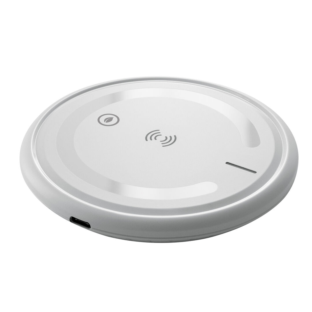 Como parte de la gama de carga ecol&oacute;gica de muvit for change, te presentamos la nueva base cargadora inal&aacute;mbrica Qi. Esta base de carga r&aacute;pida con chip adaptativo 7.5W-10W-15W, permite cargar tu dispositivo sin cables gracias a la tecnolog&iacute;a de inducci&oacute;n magn&eacute;tica, conectando la base a la red el&eacute;ctrica.&nbsp; A parte de la funcionalidad y practicidad, hemos cuidado los detalles de dise&ntilde;o y sostenibilidad del producto, dando como resultado una base fabricada en pl&aacute;stico reciclado de origen certificado.
