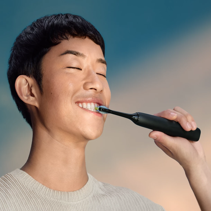 Cepillo dental recargable con sensor de presi&oacute;n, 4 modos y 3 intensidades